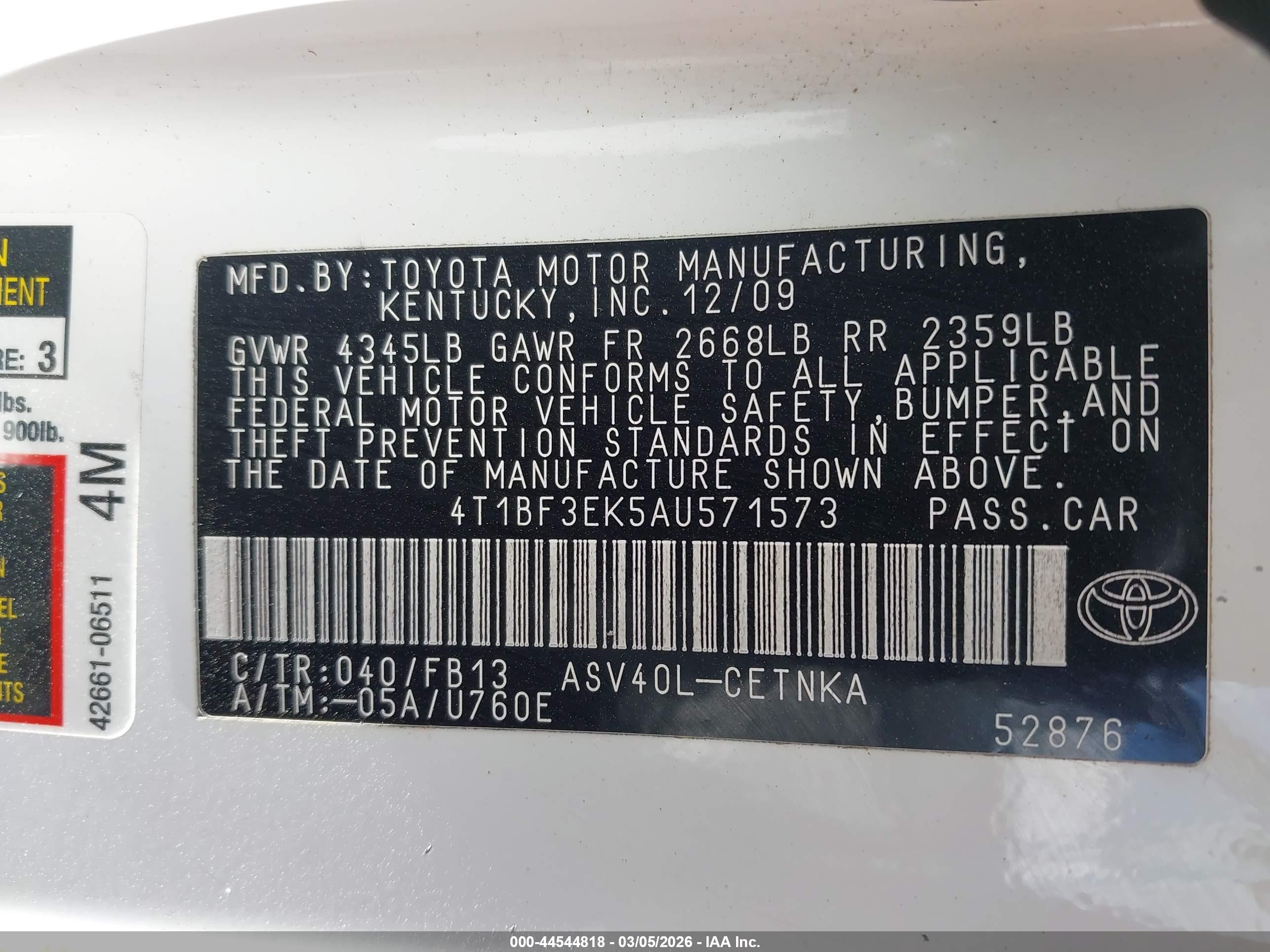 TOYOTA CAMRY image 9