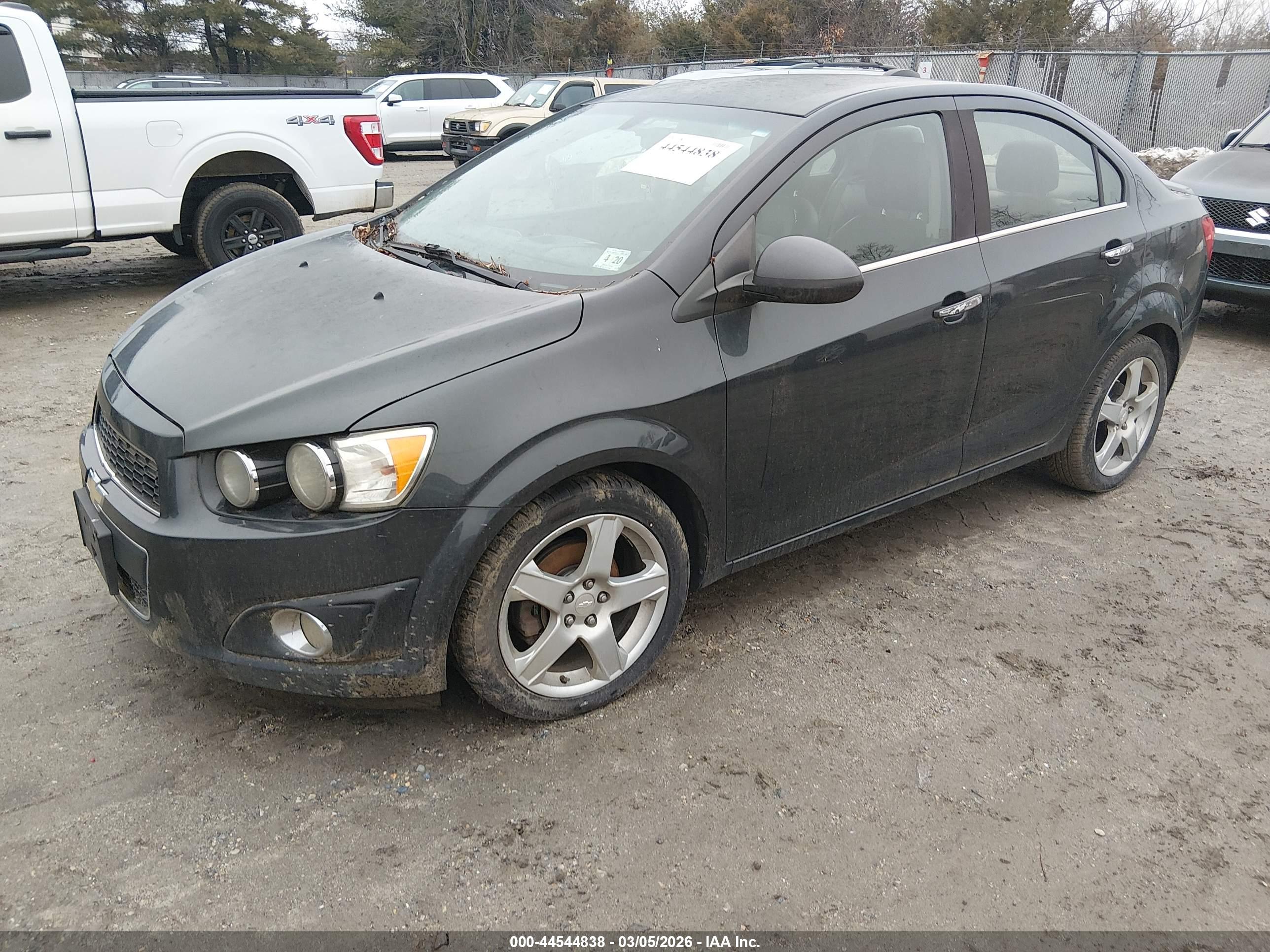 CHEVROLET SONIC image 2