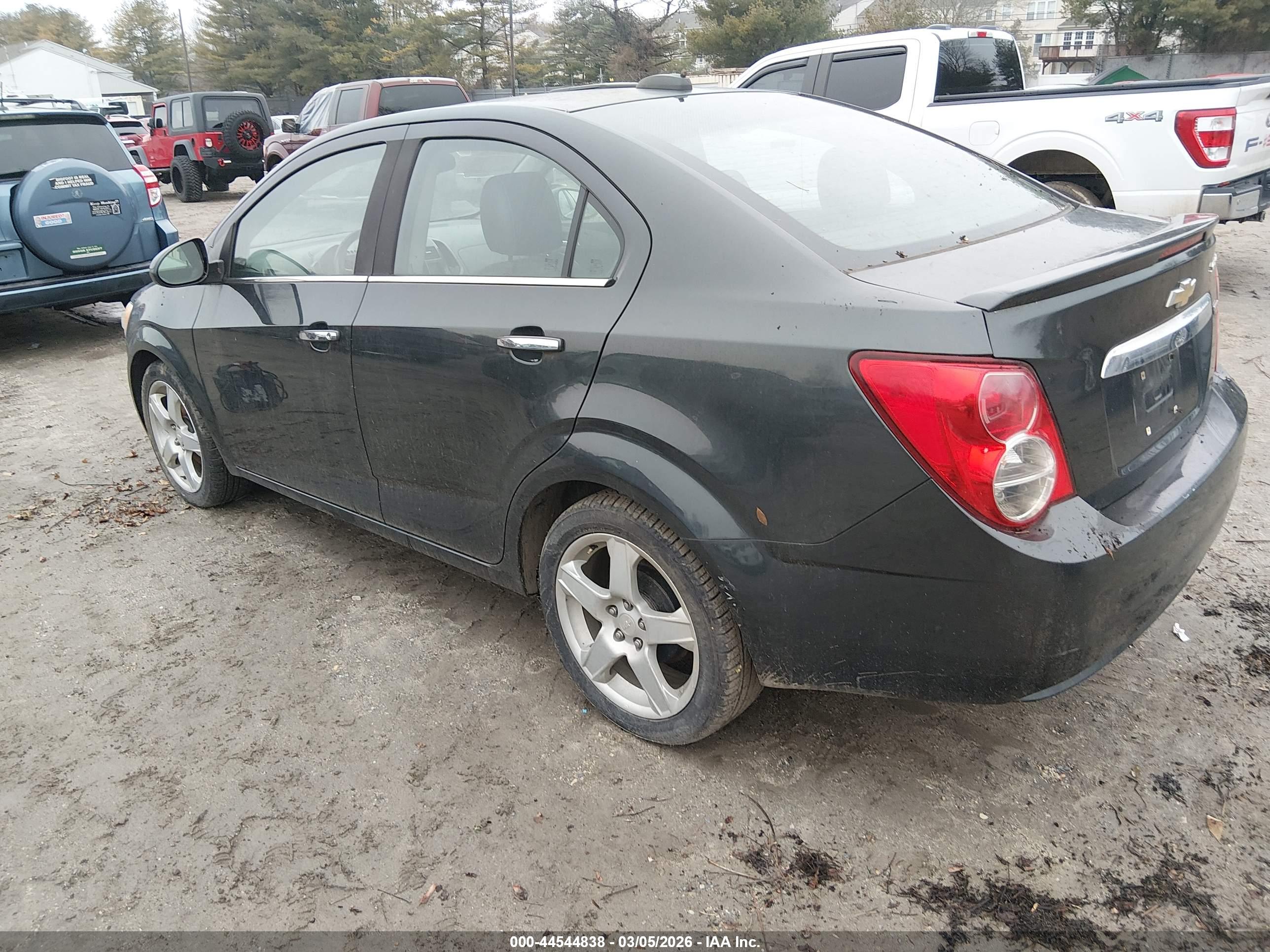 CHEVROLET SONIC image 3