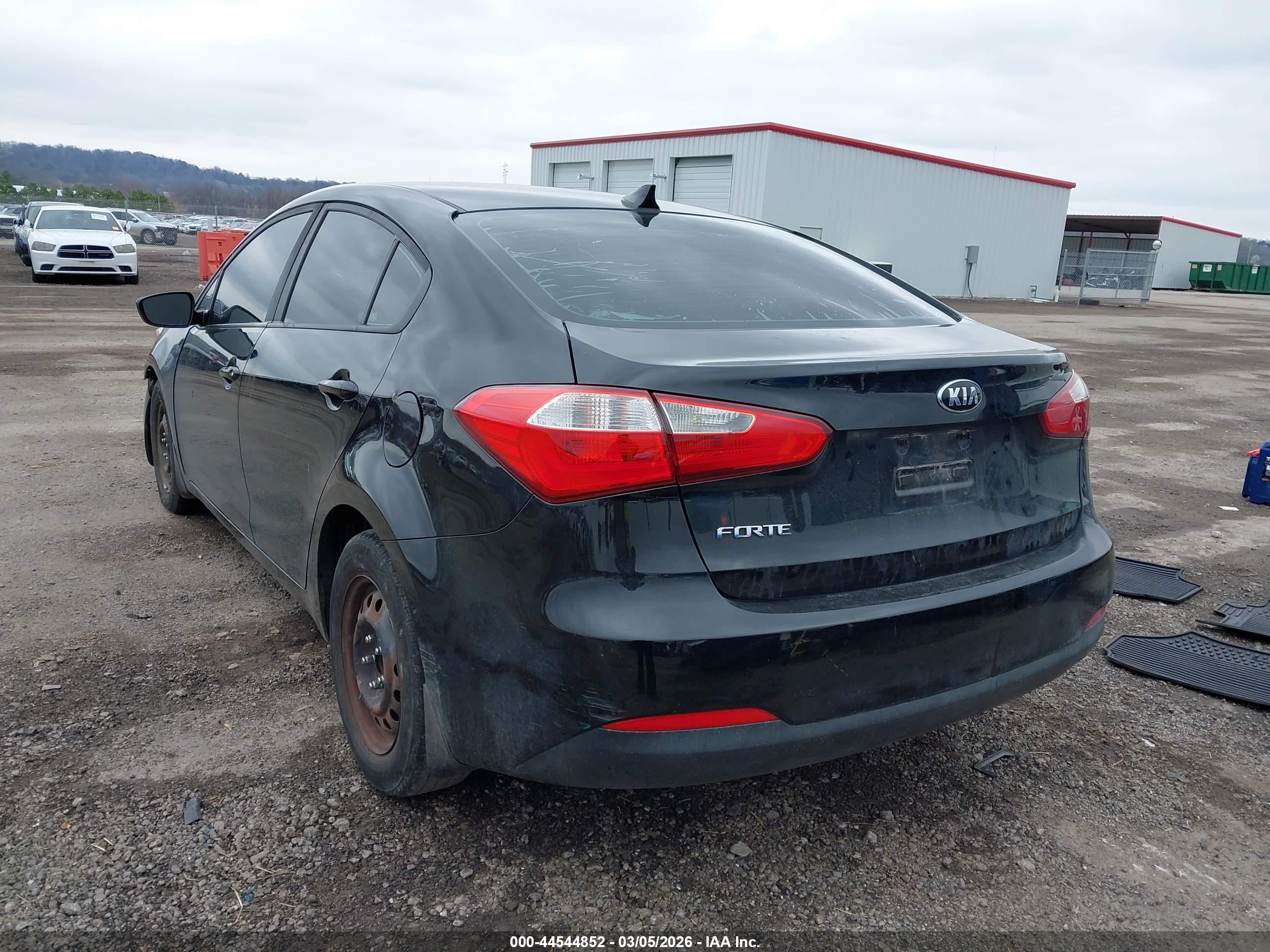 KIA FORTE image 3