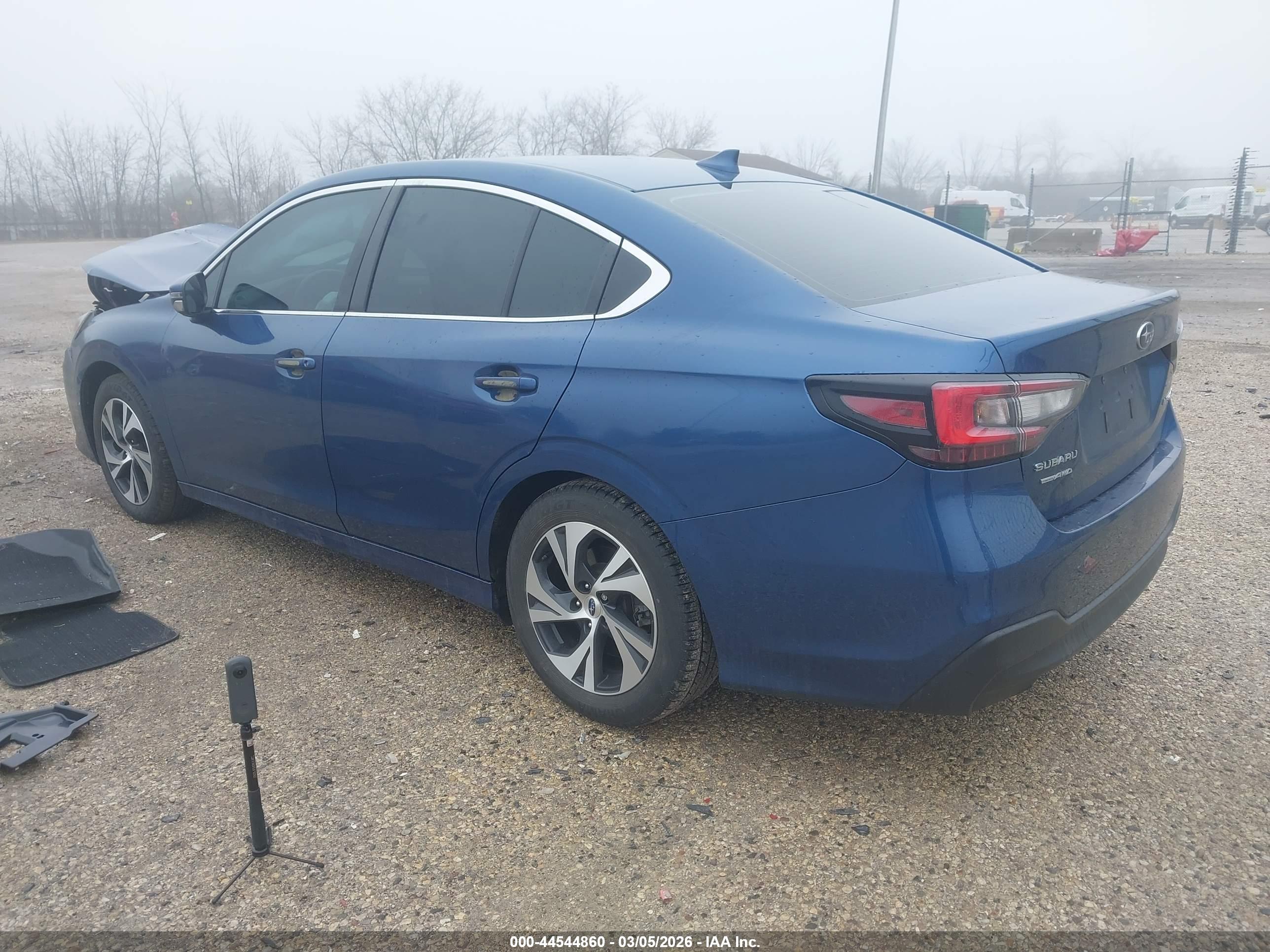 SUBARU LEGACY image 3