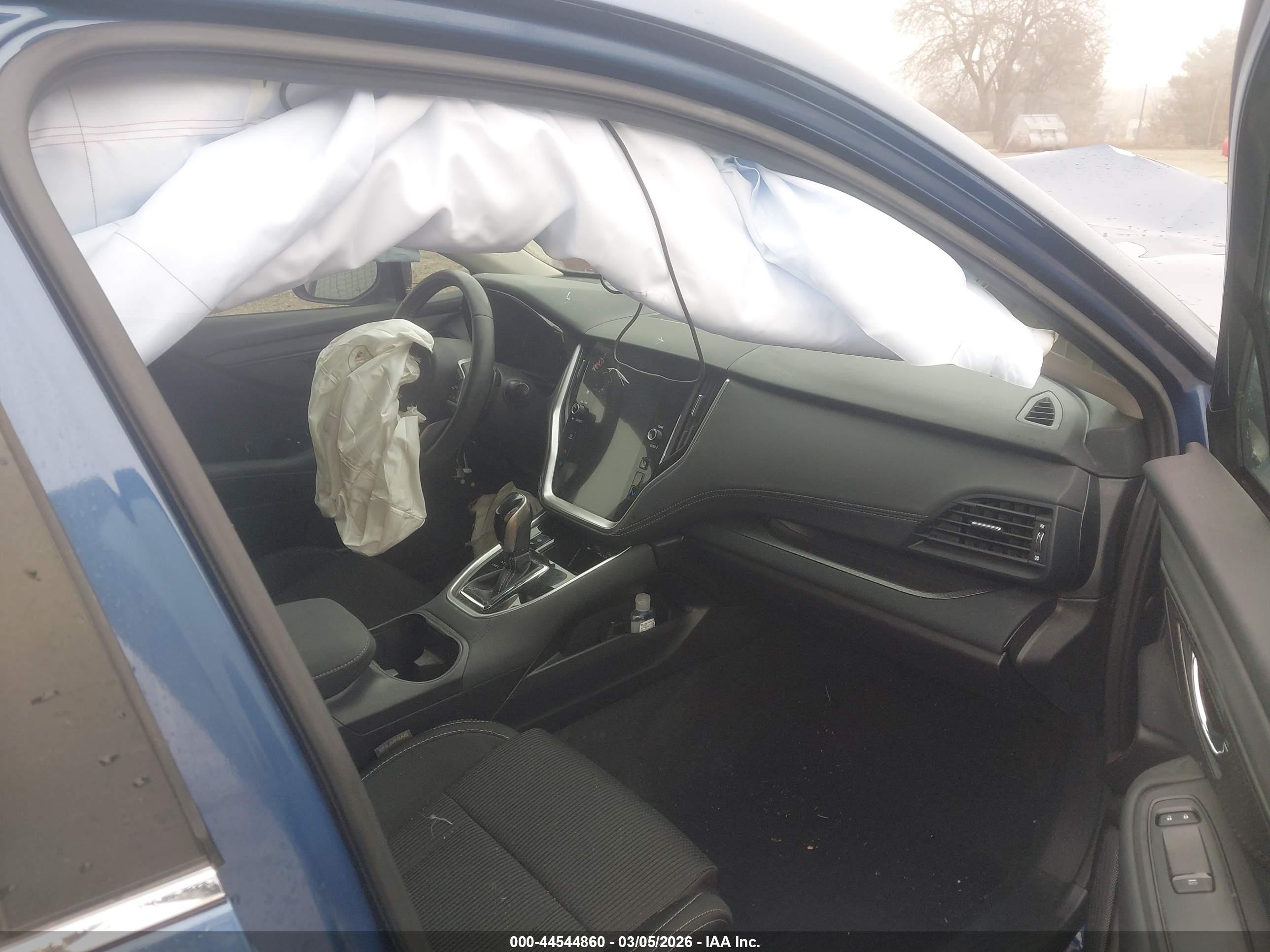 SUBARU LEGACY image 5