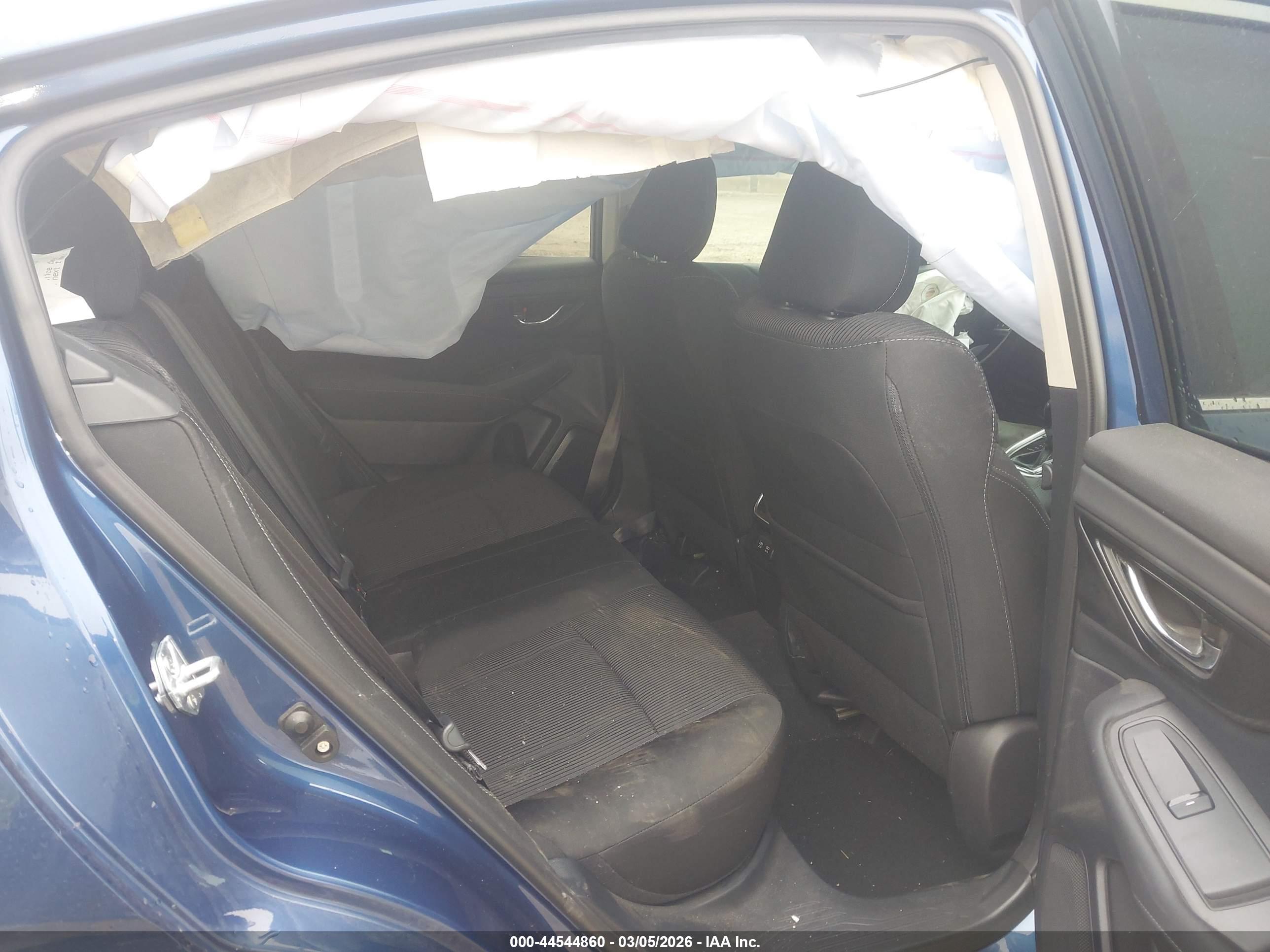 SUBARU LEGACY image 8