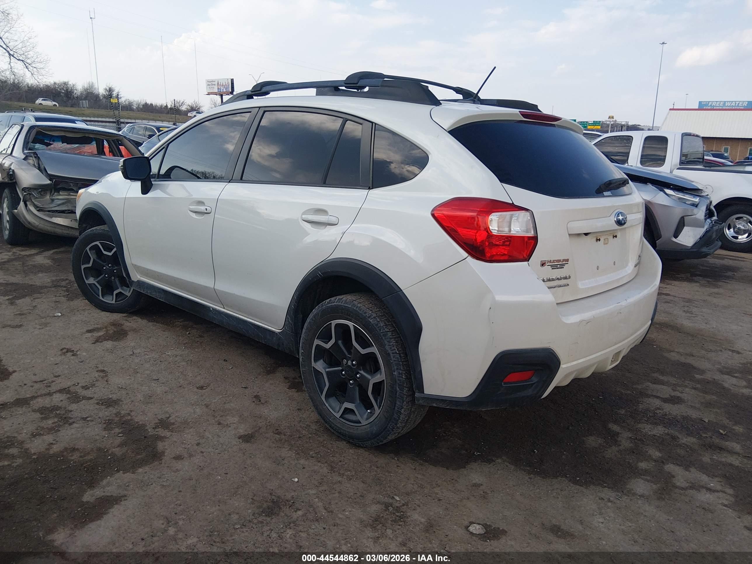 SUBARU XV image 3