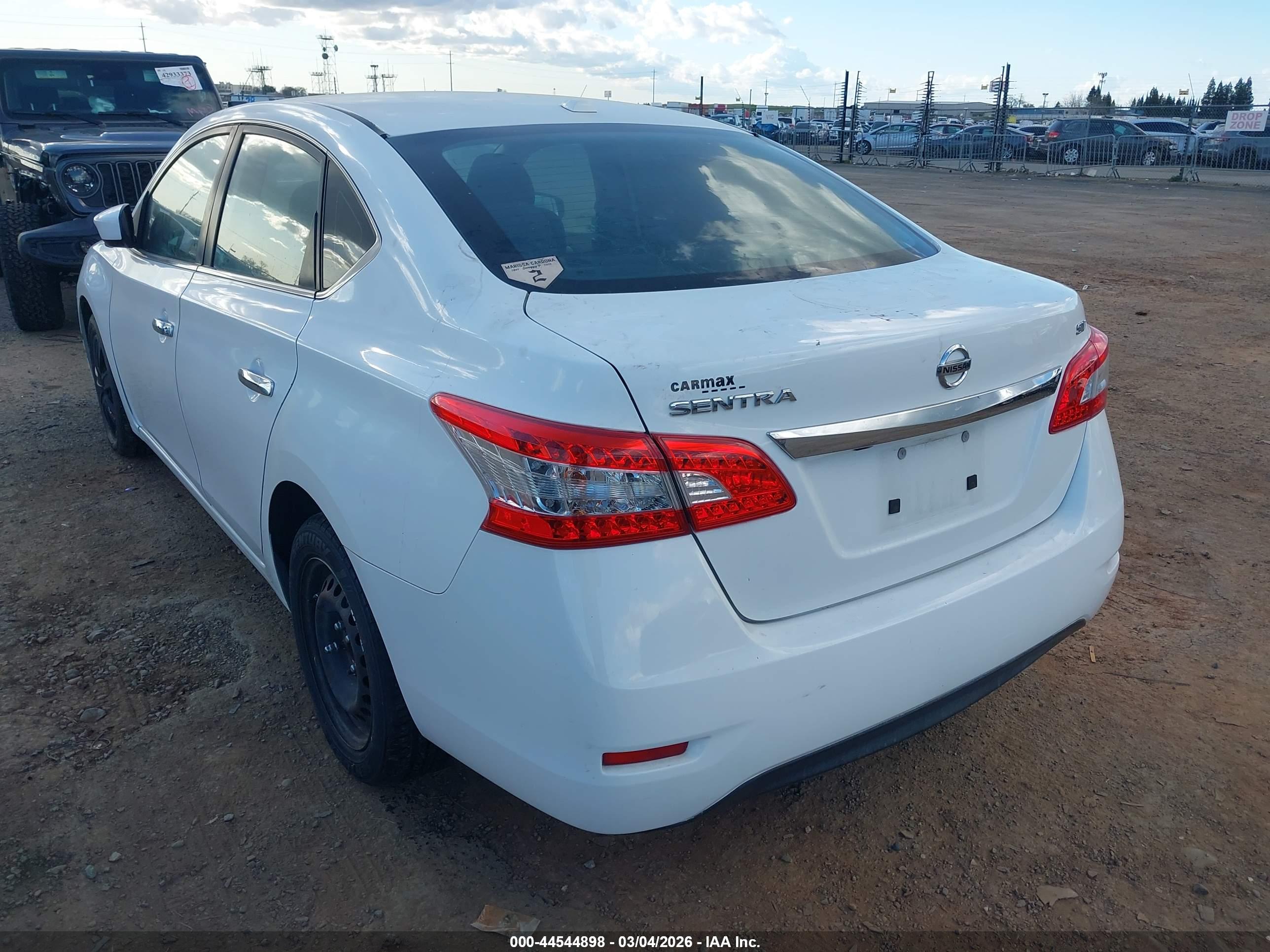 NISSAN SENTRA image 3