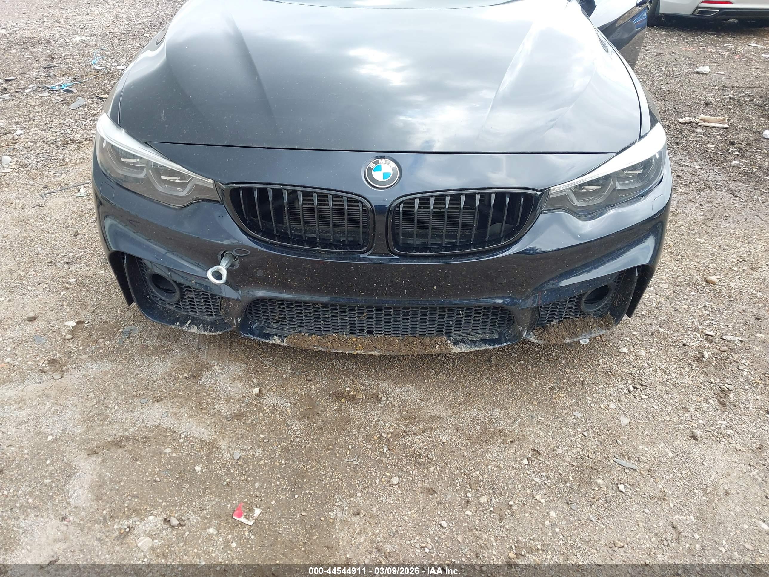 BMW 440I image 6