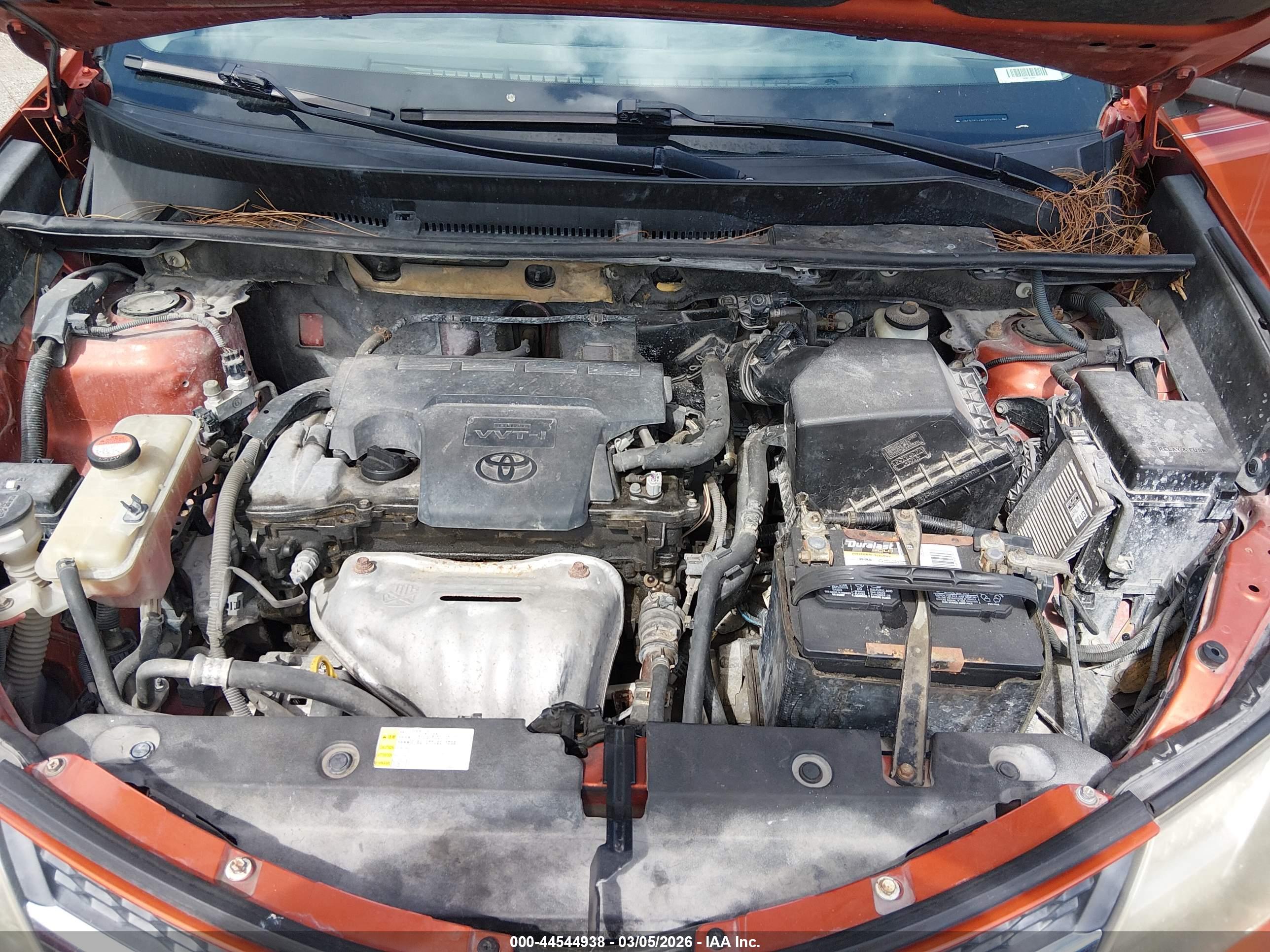 TOYOTA RAV4 image 10