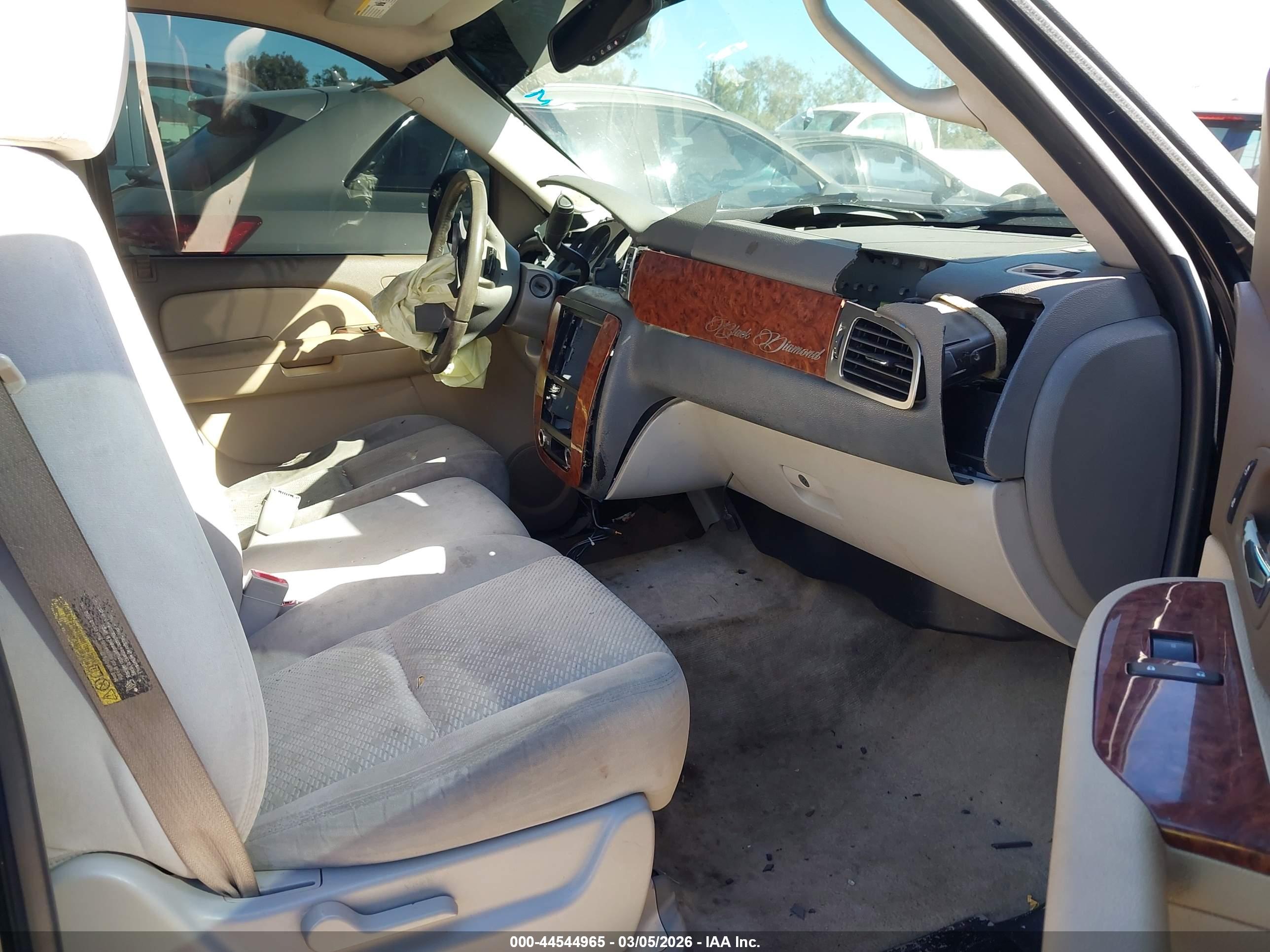 CHEVROLET AVALANCHE image 5