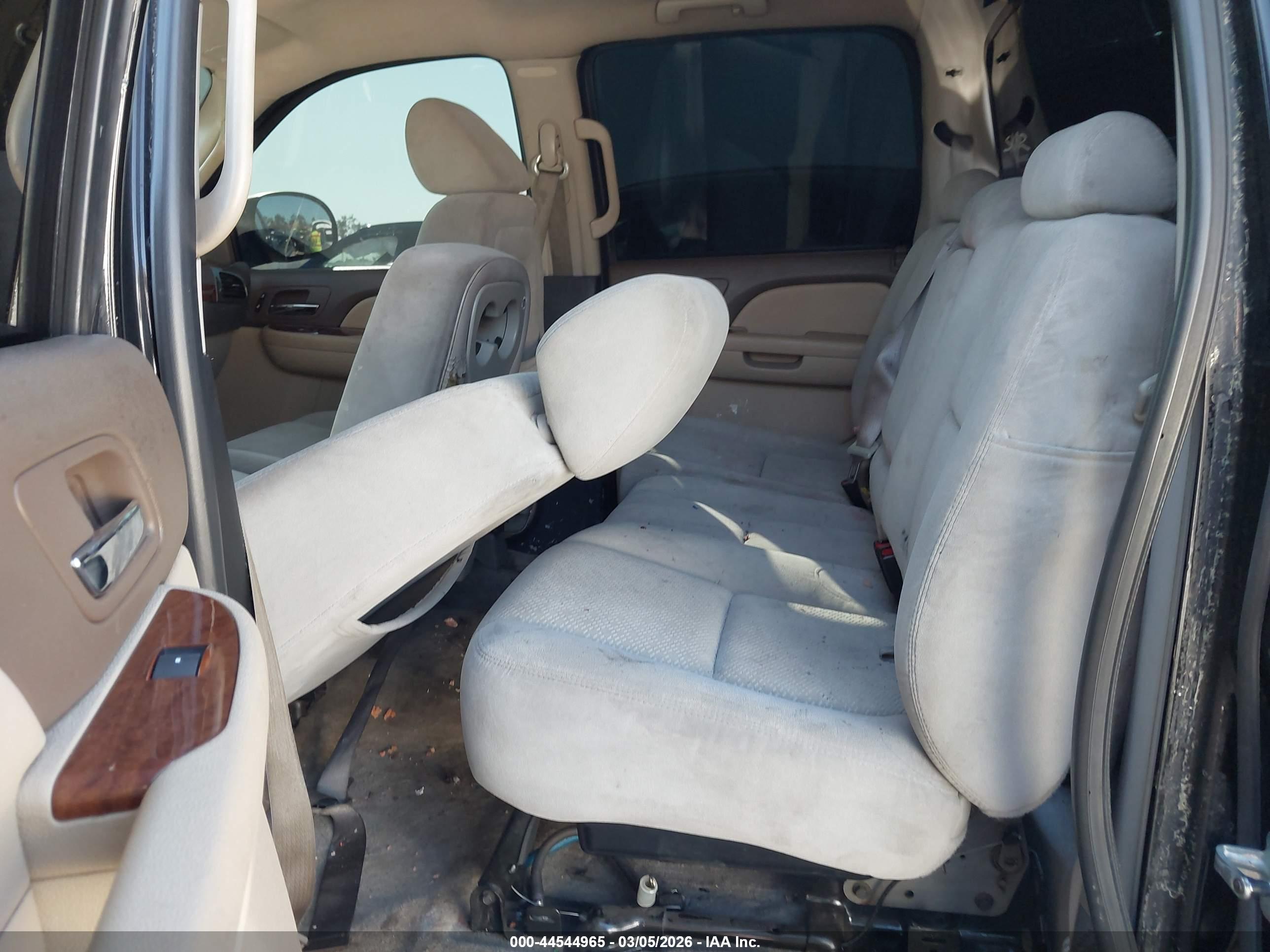 CHEVROLET AVALANCHE image 8