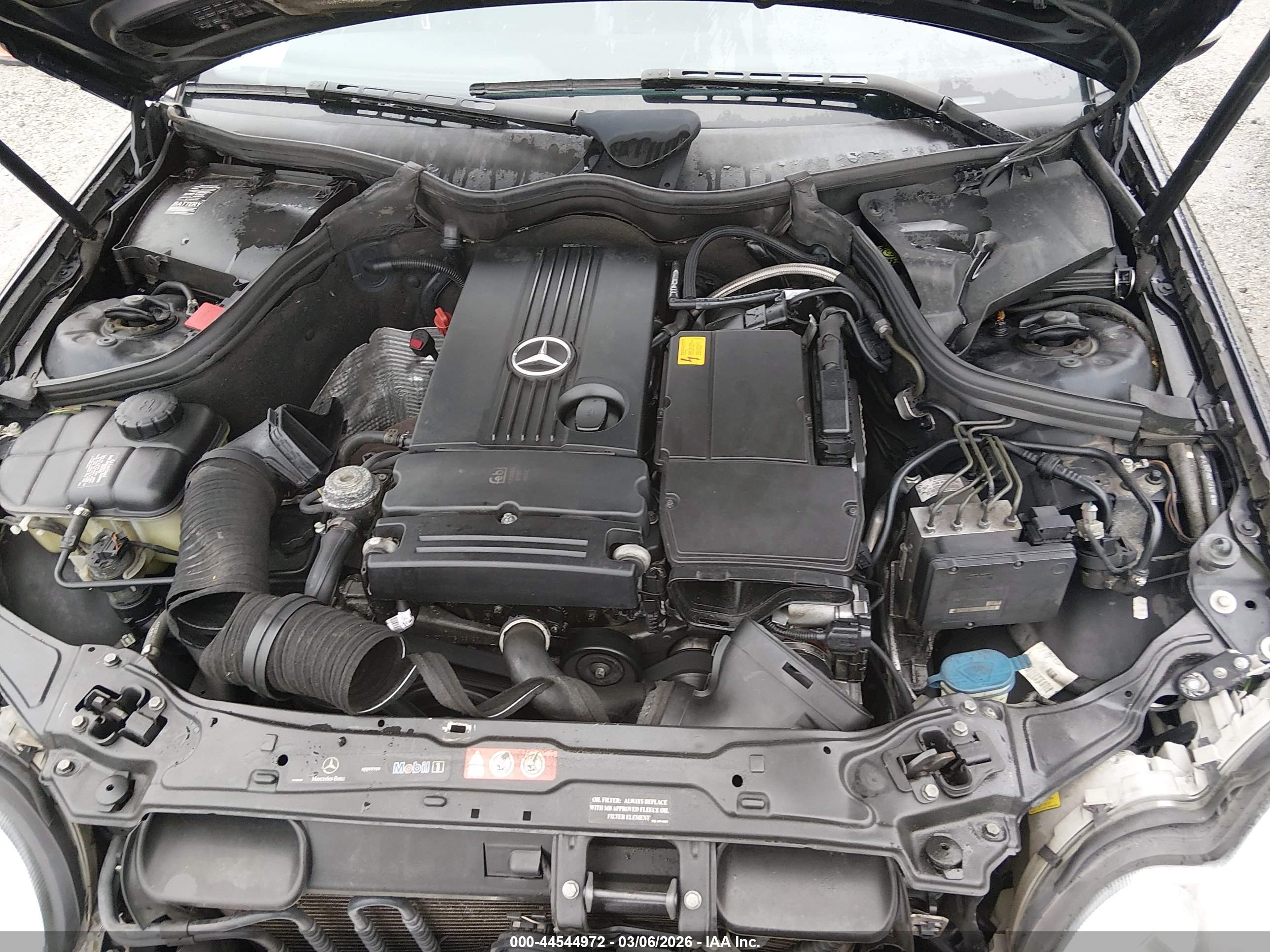 MERCEDES-BENZ C image 10