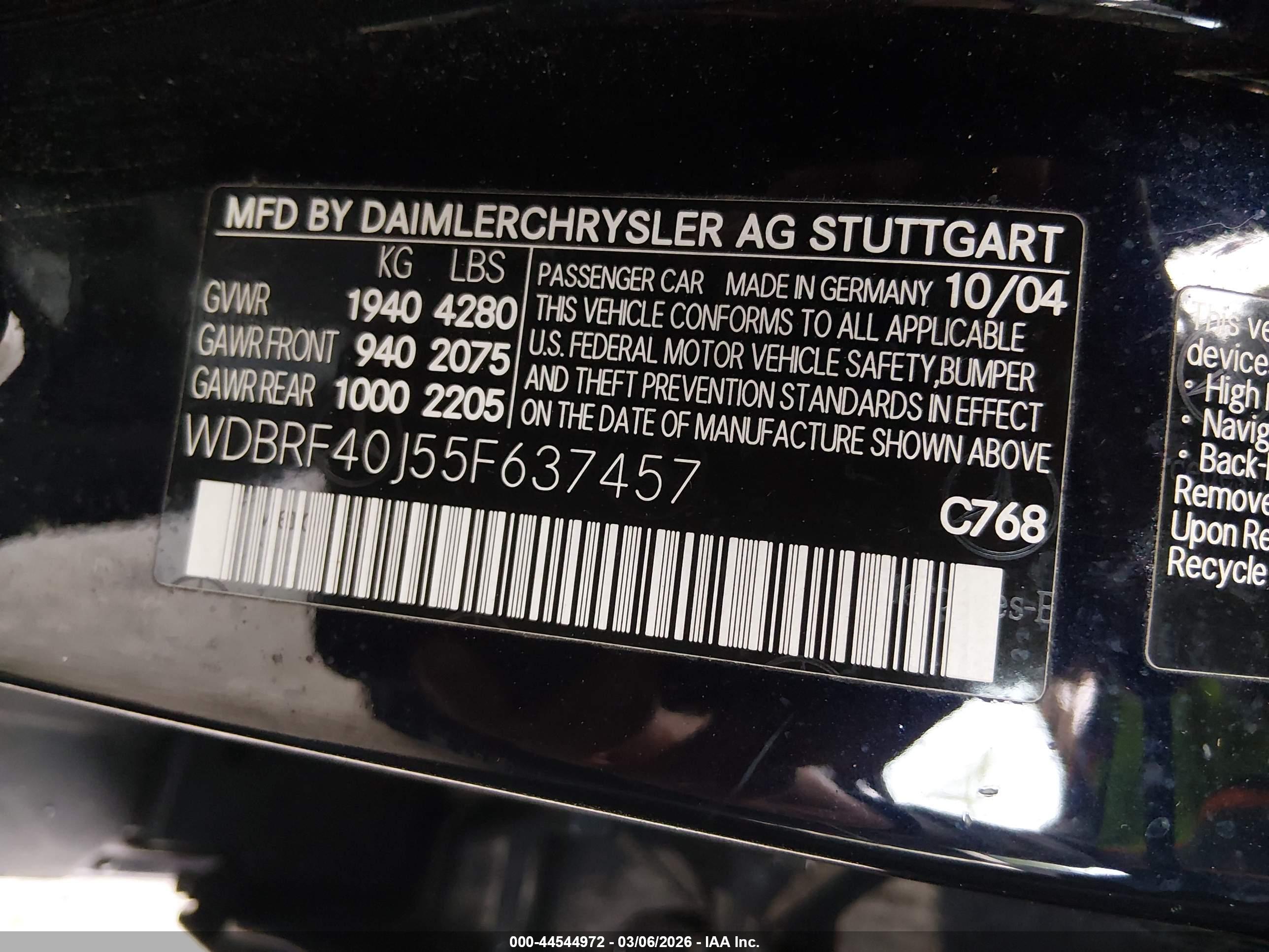 MERCEDES-BENZ C image 9