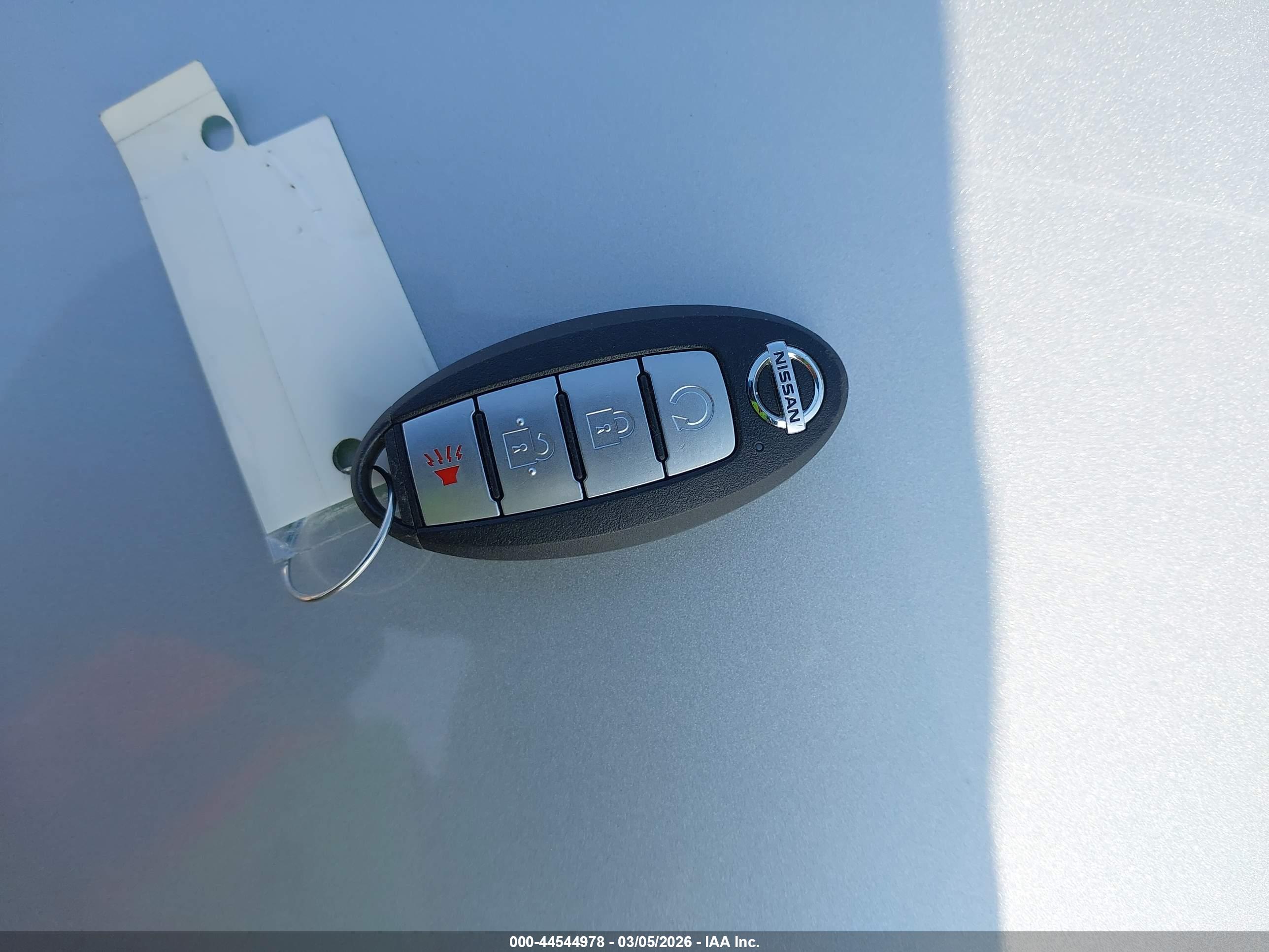 NISSAN MURANO image 11