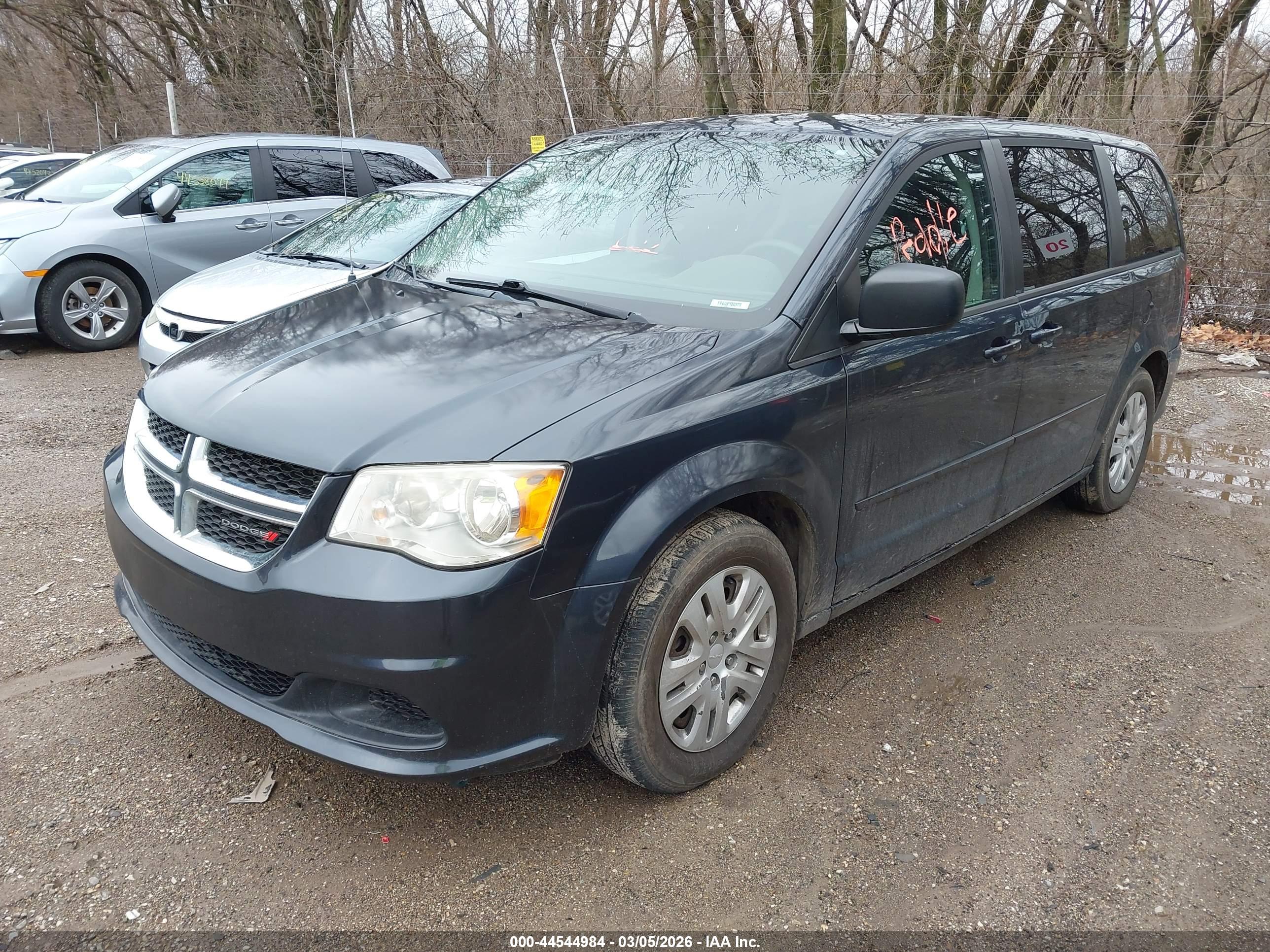 DODGE GRAND image 2