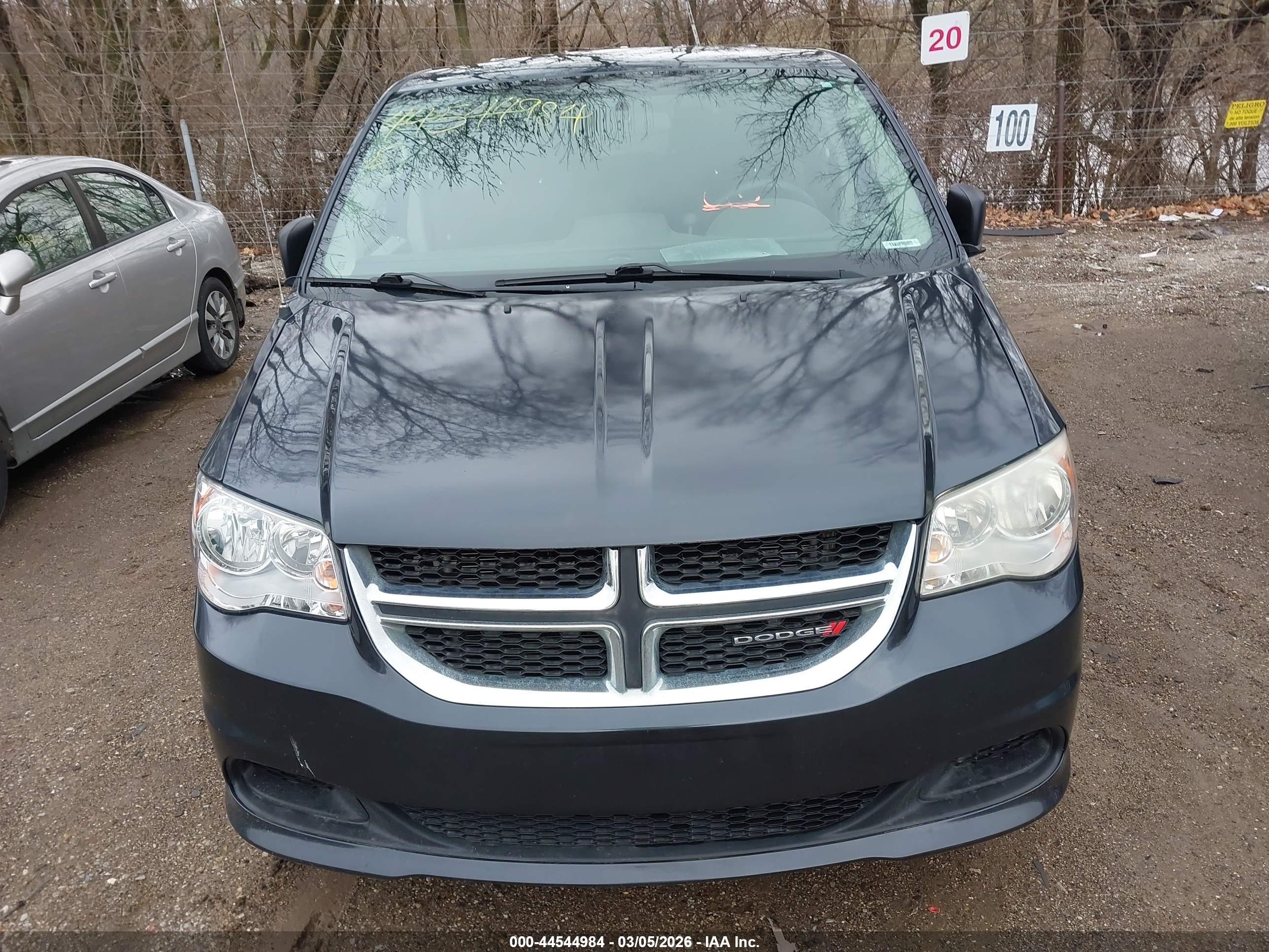 DODGE GRAND image 6