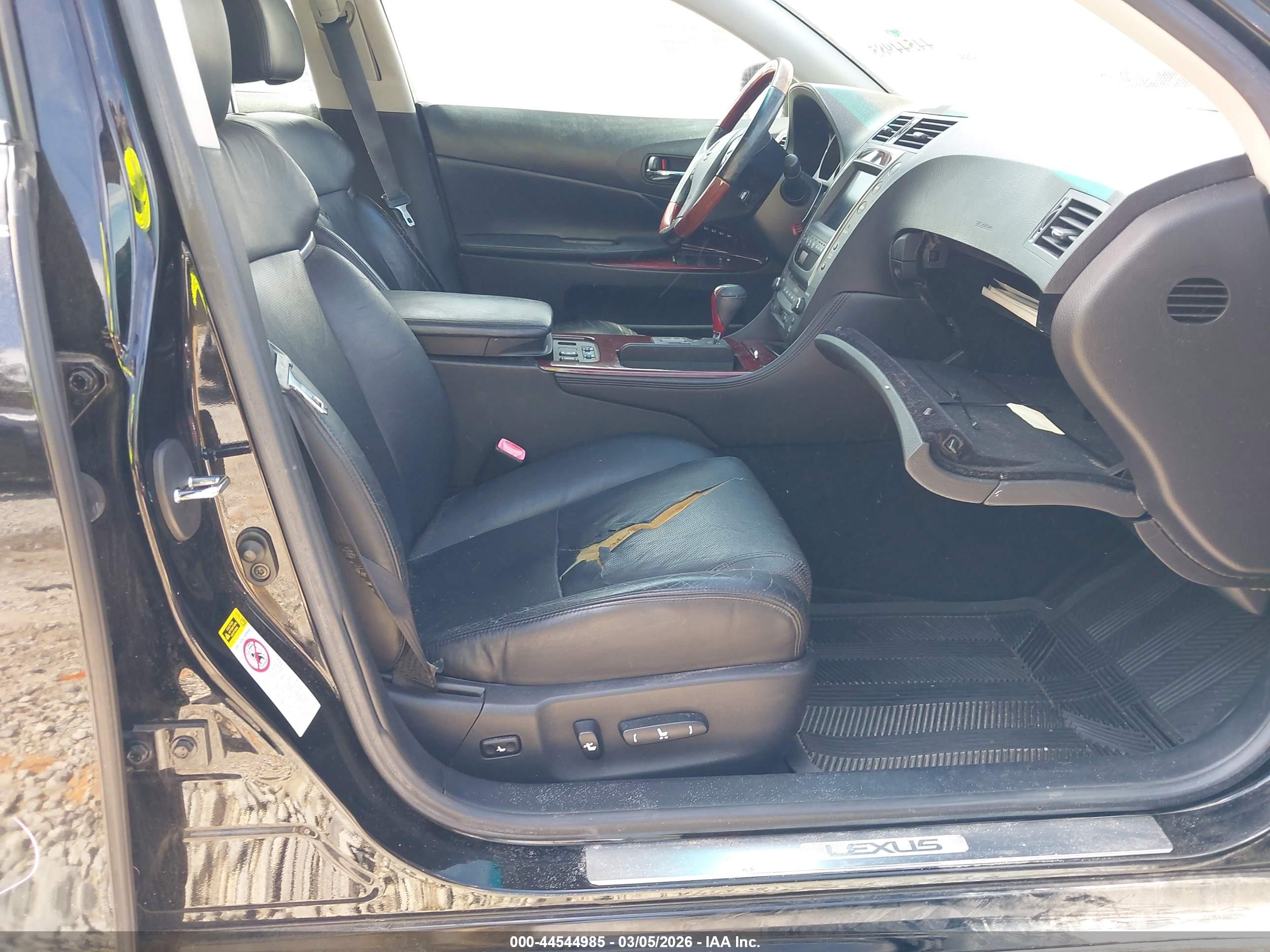 LEXUS GS image 5
