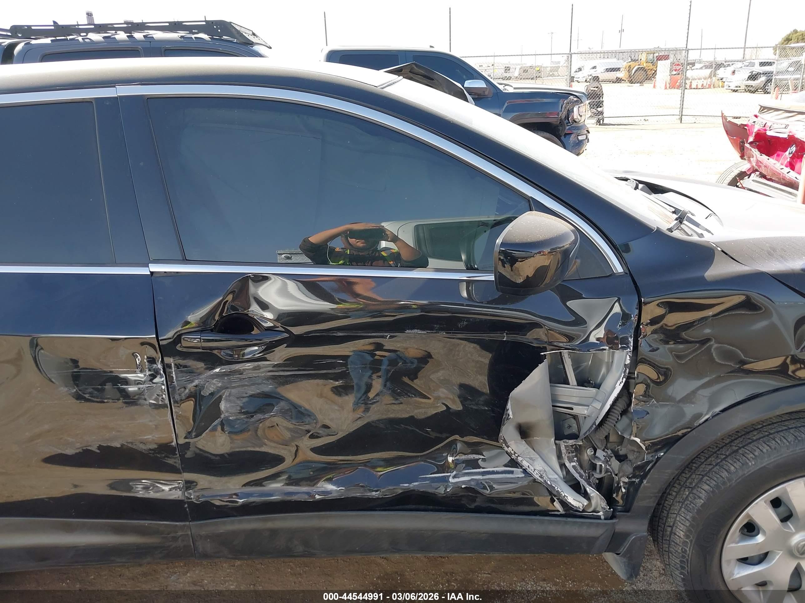 NISSAN ROGUE image 6