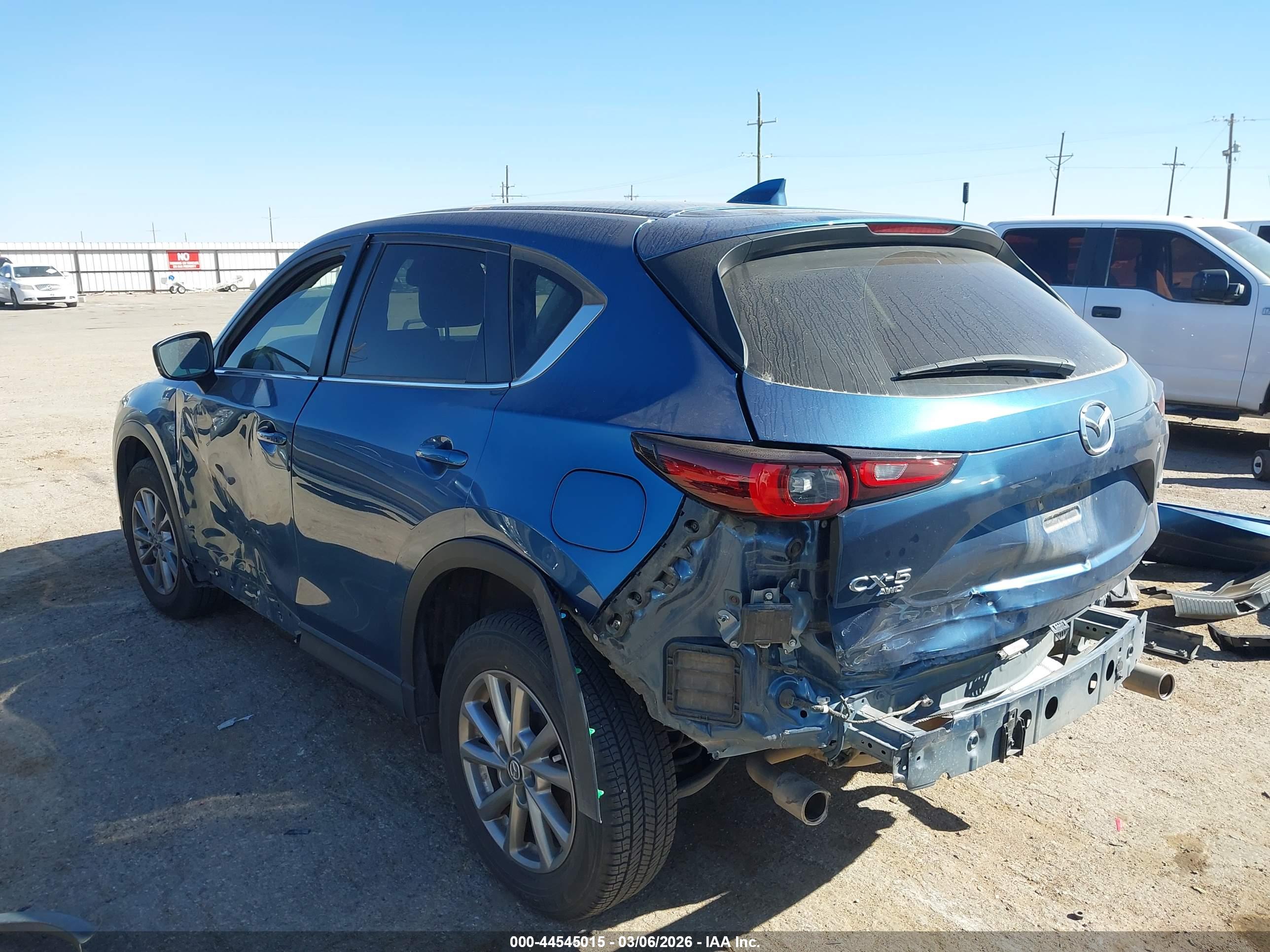MAZDA CX-5 image 3