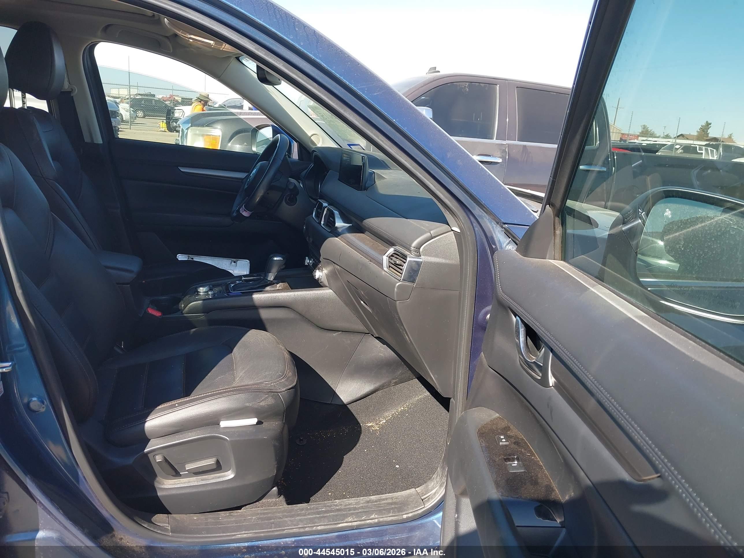 MAZDA CX-5 image 5