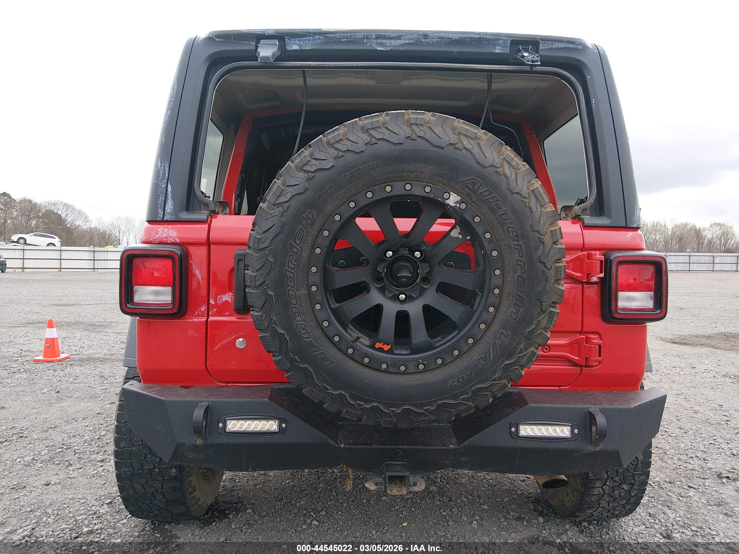 JEEP WRANGLER image 6