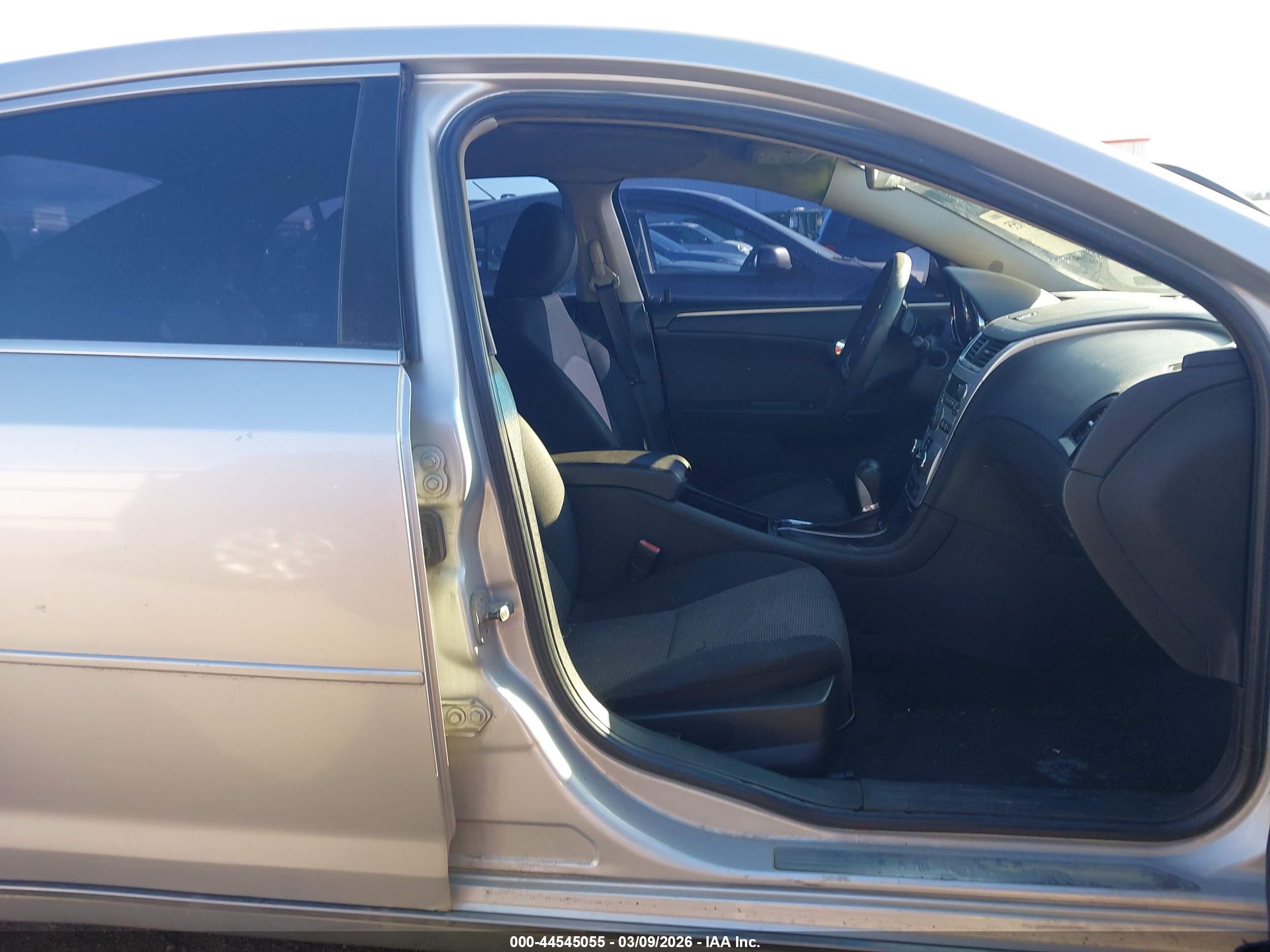 CHEVROLET MALIBU image 5