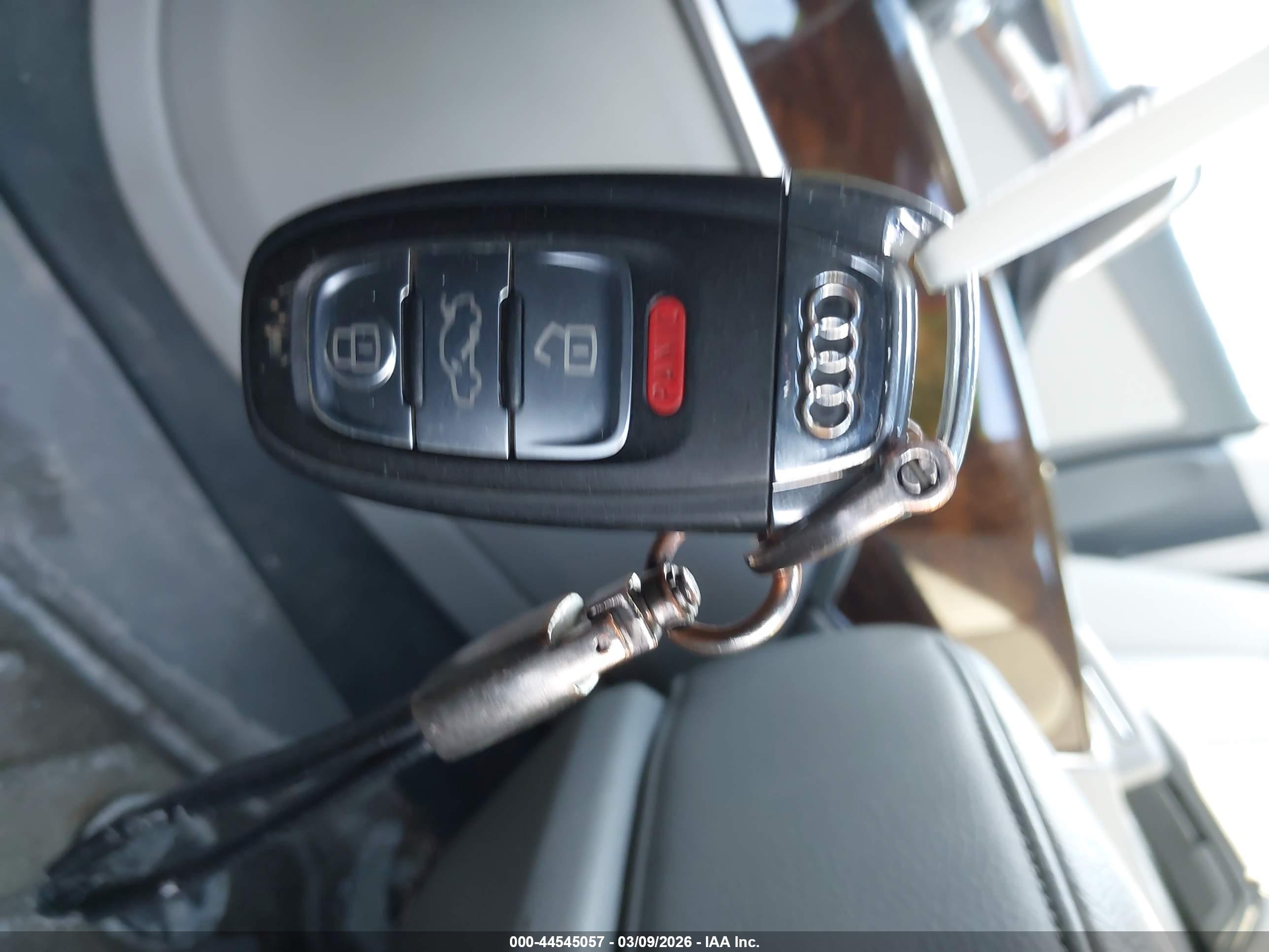 AUDI A6 image 11