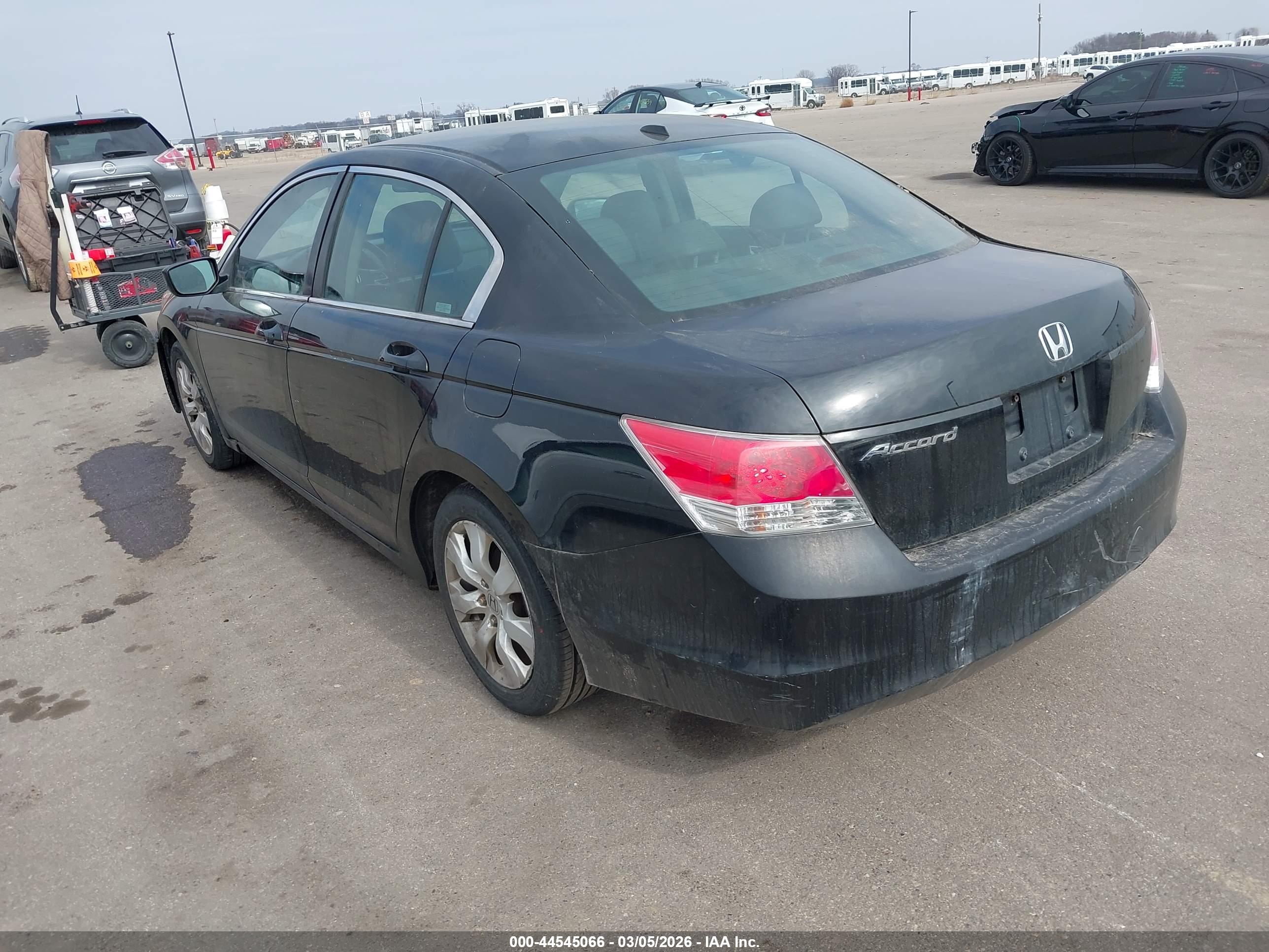 HONDA ACCORD image 3