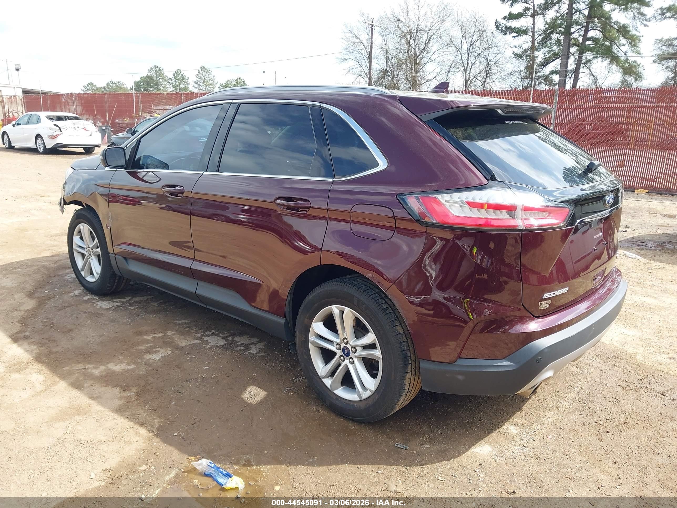FORD EDGE image 3