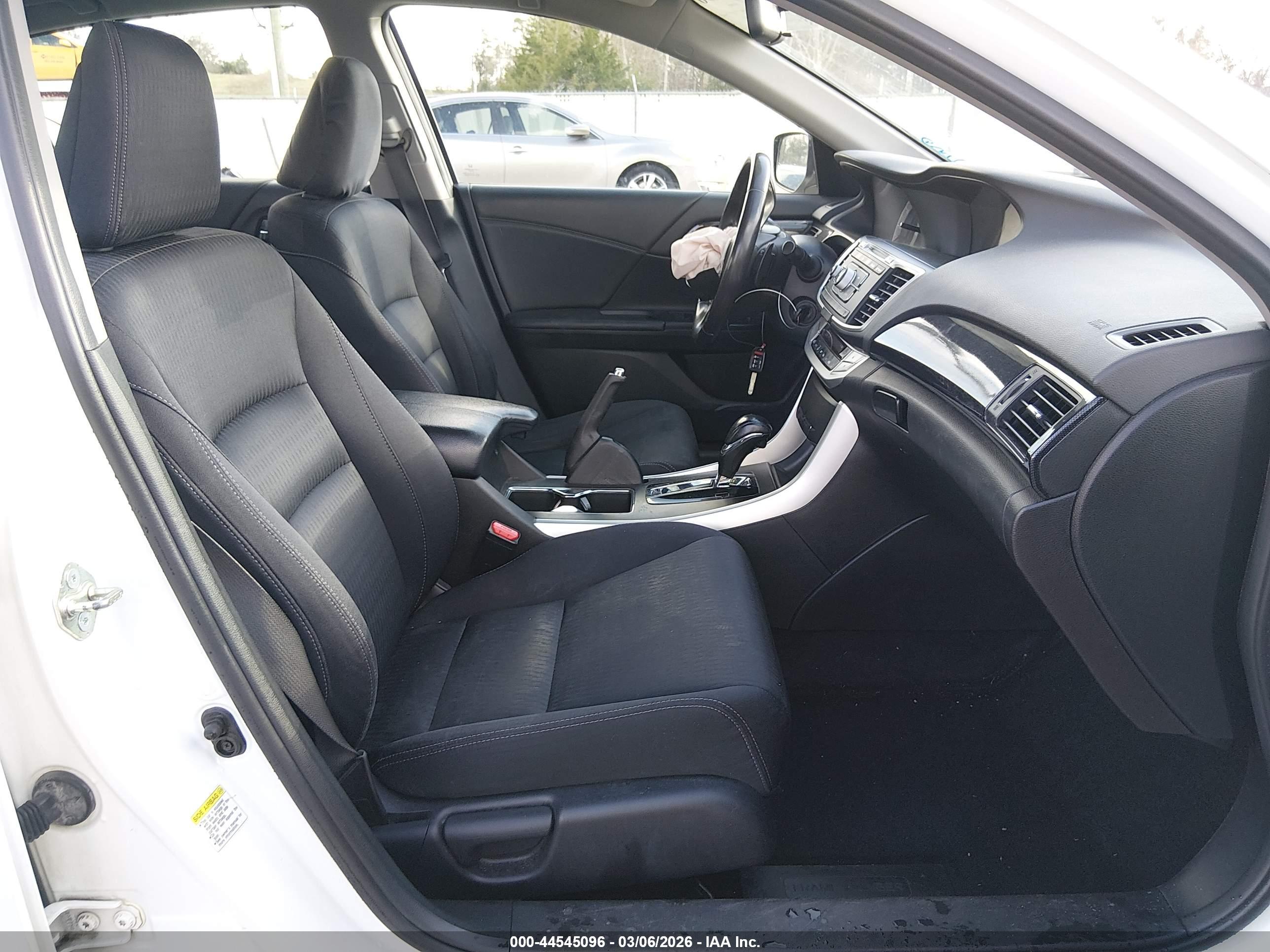 HONDA ACCORD image 5