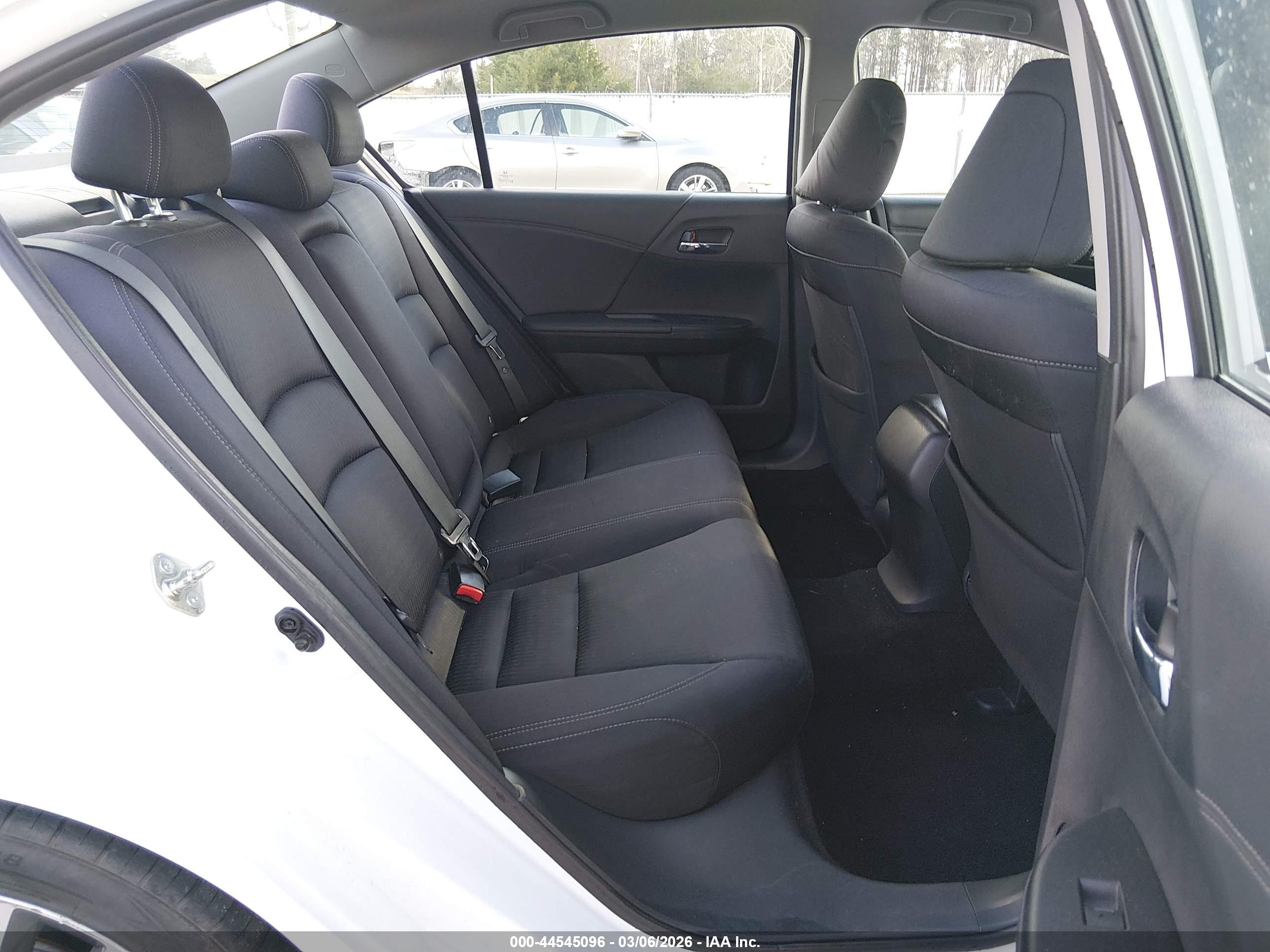 HONDA ACCORD image 8