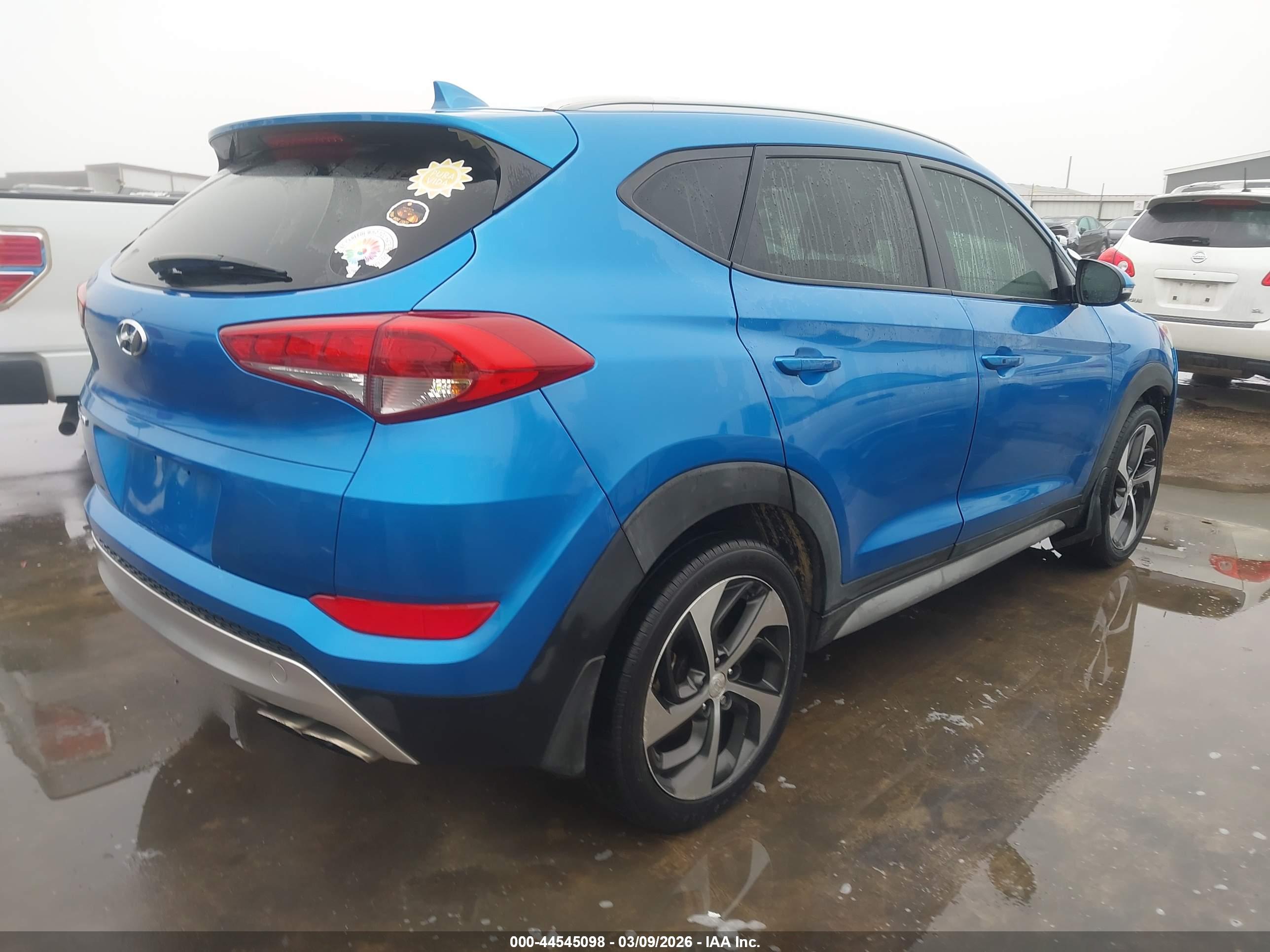 HYUNDAI TUCSON image 4