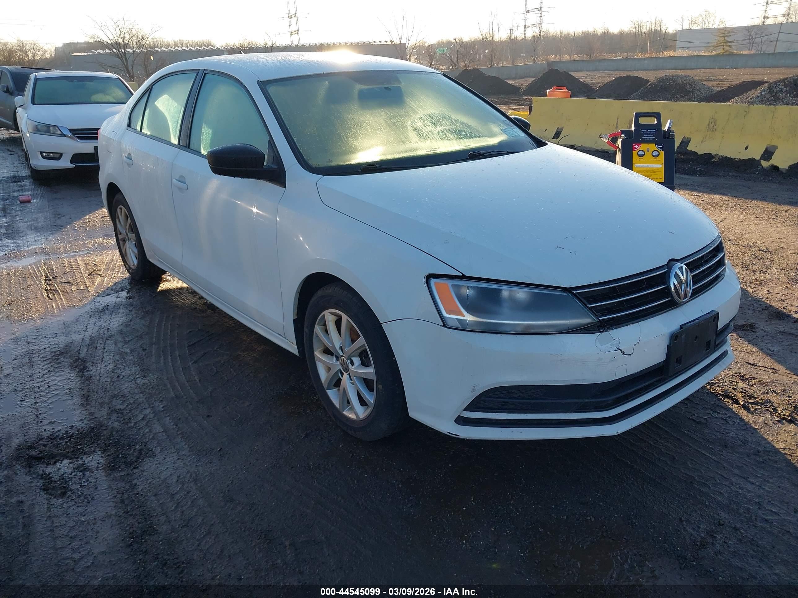 VOLKSWAGEN JETTA image 6