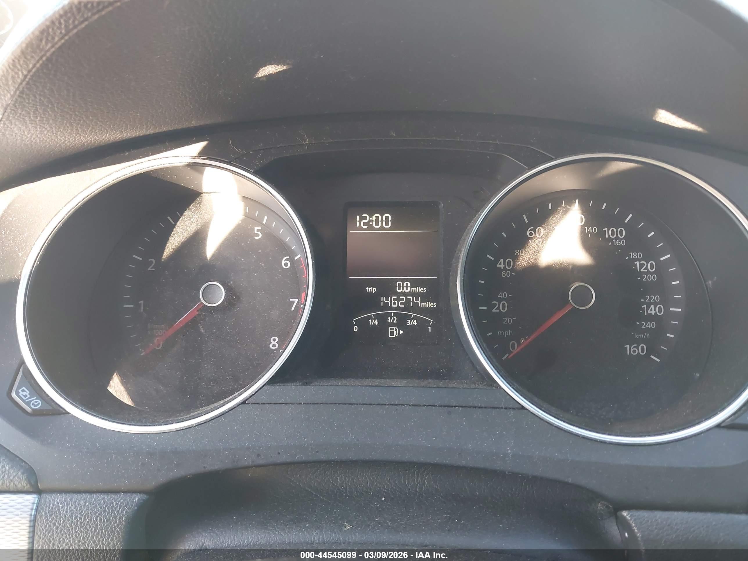 VOLKSWAGEN JETTA image 7