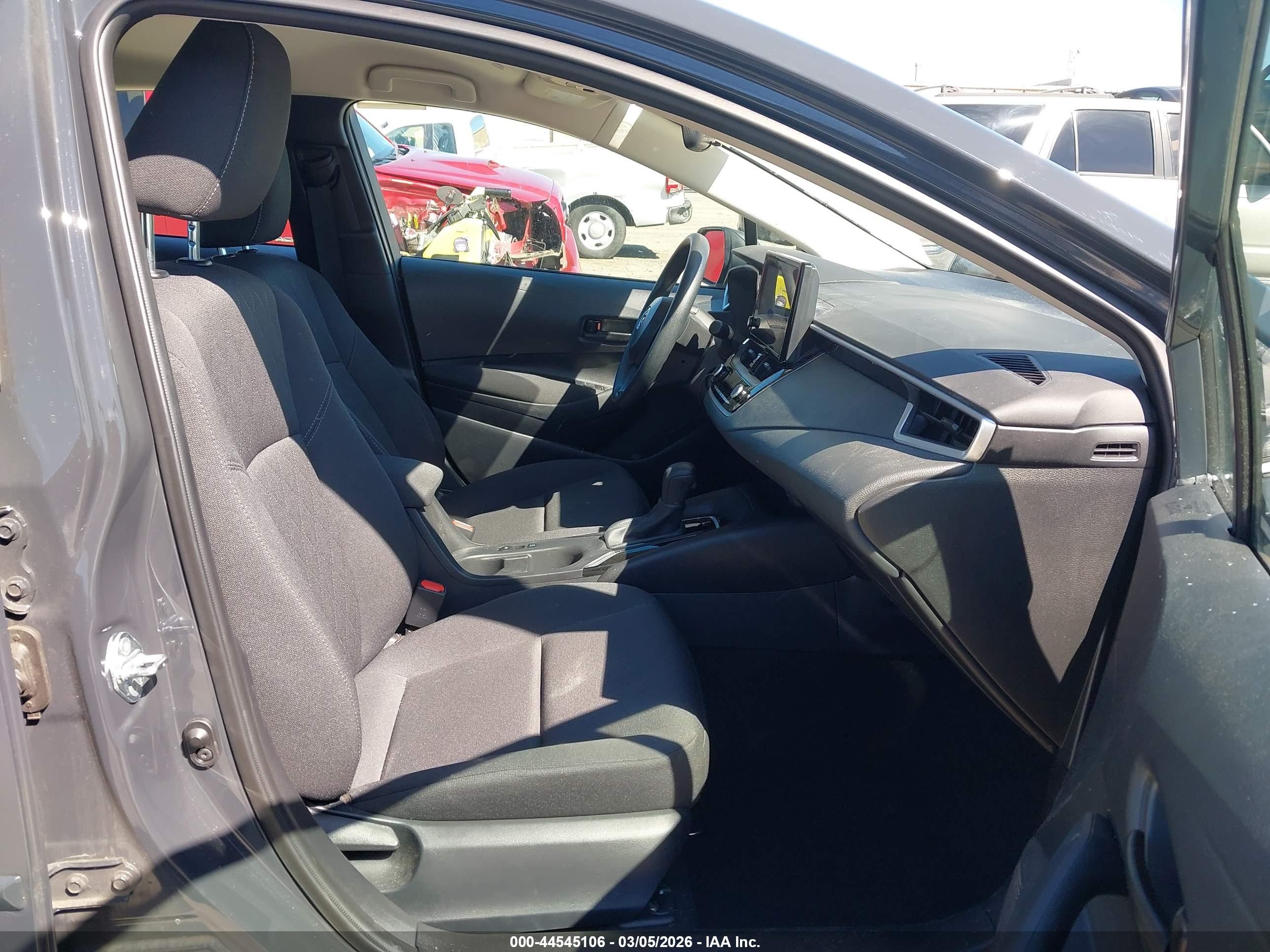 TOYOTA COROLLA image 5