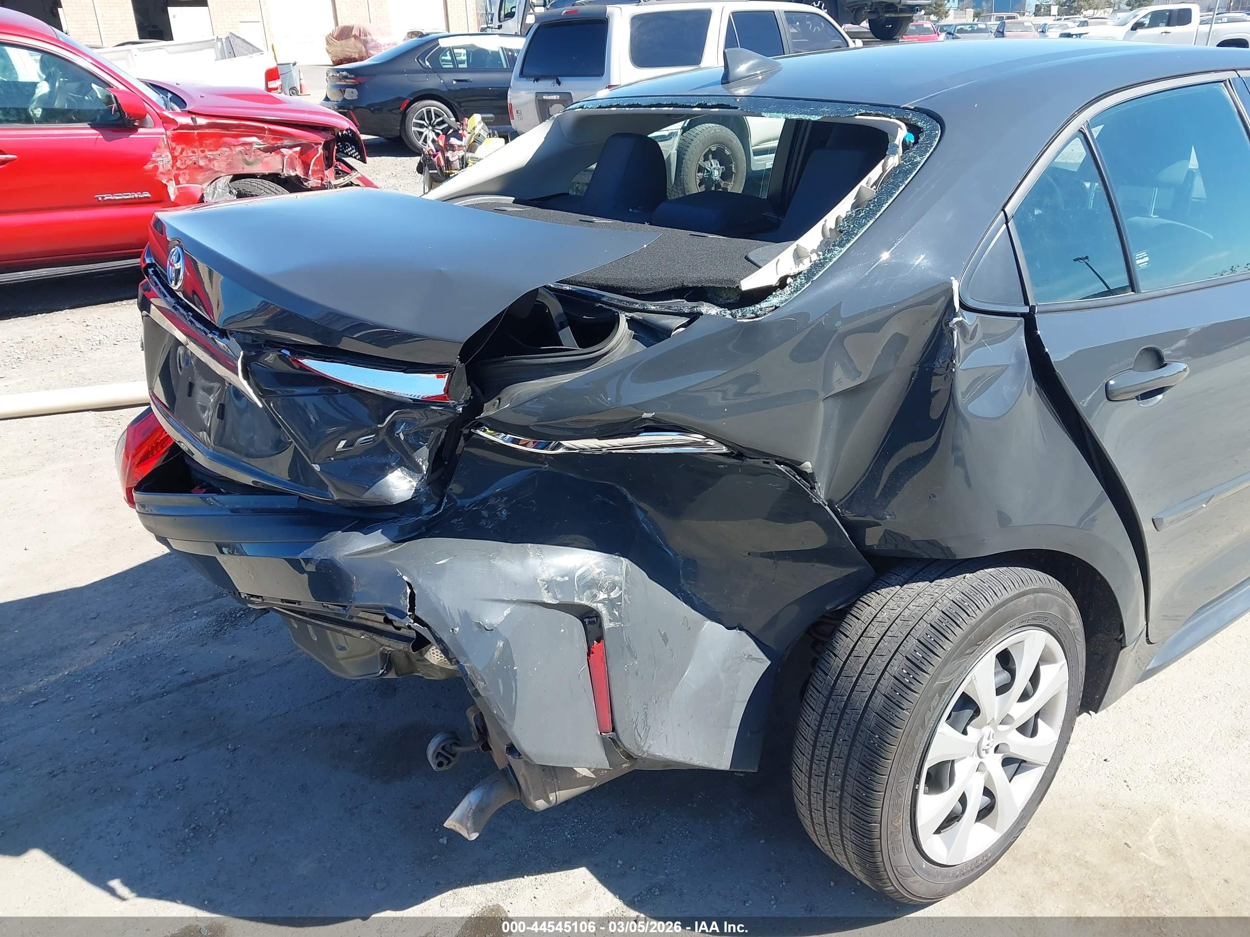 TOYOTA COROLLA image 6