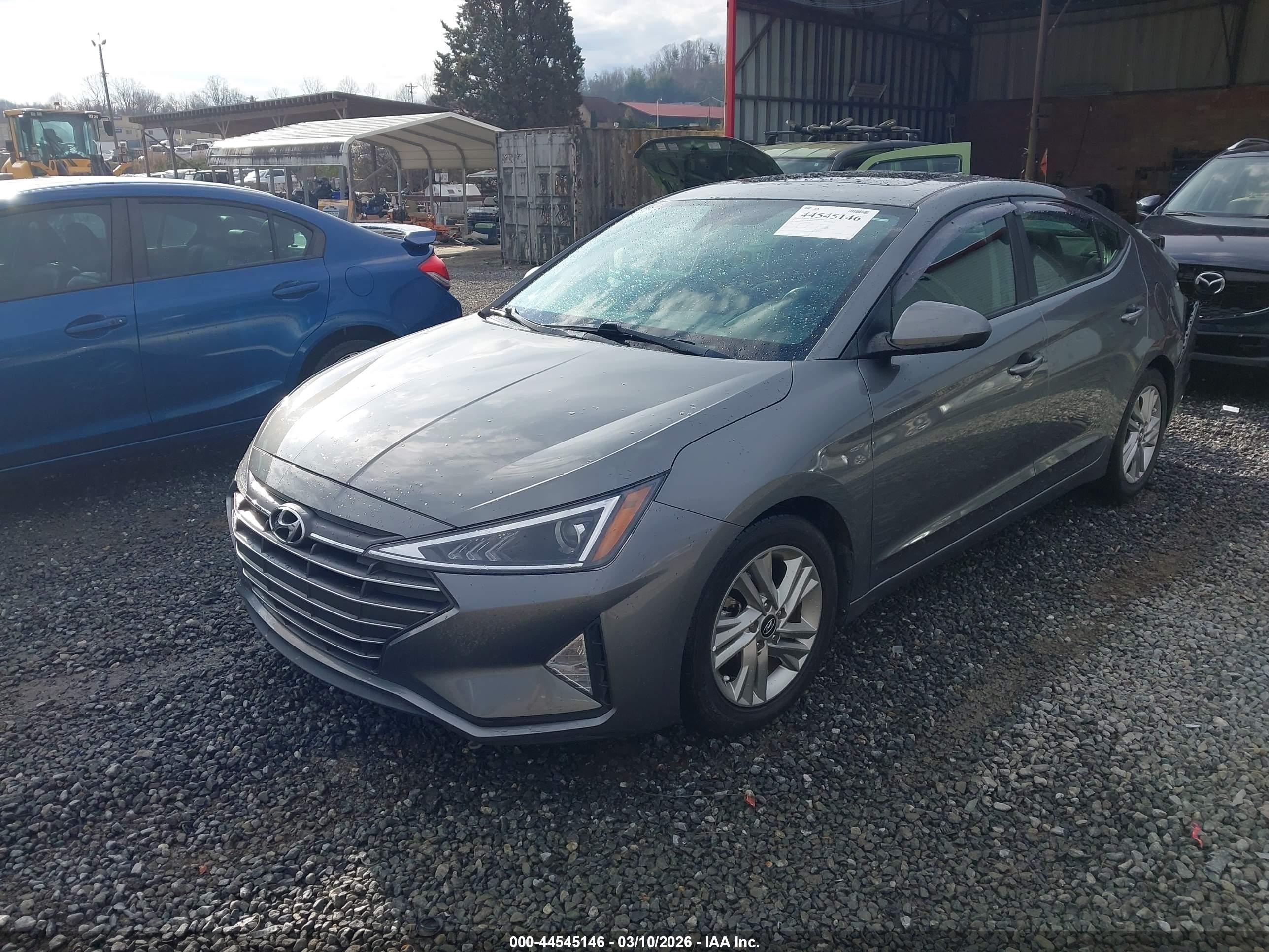 HYUNDAI ELANTRA image 2