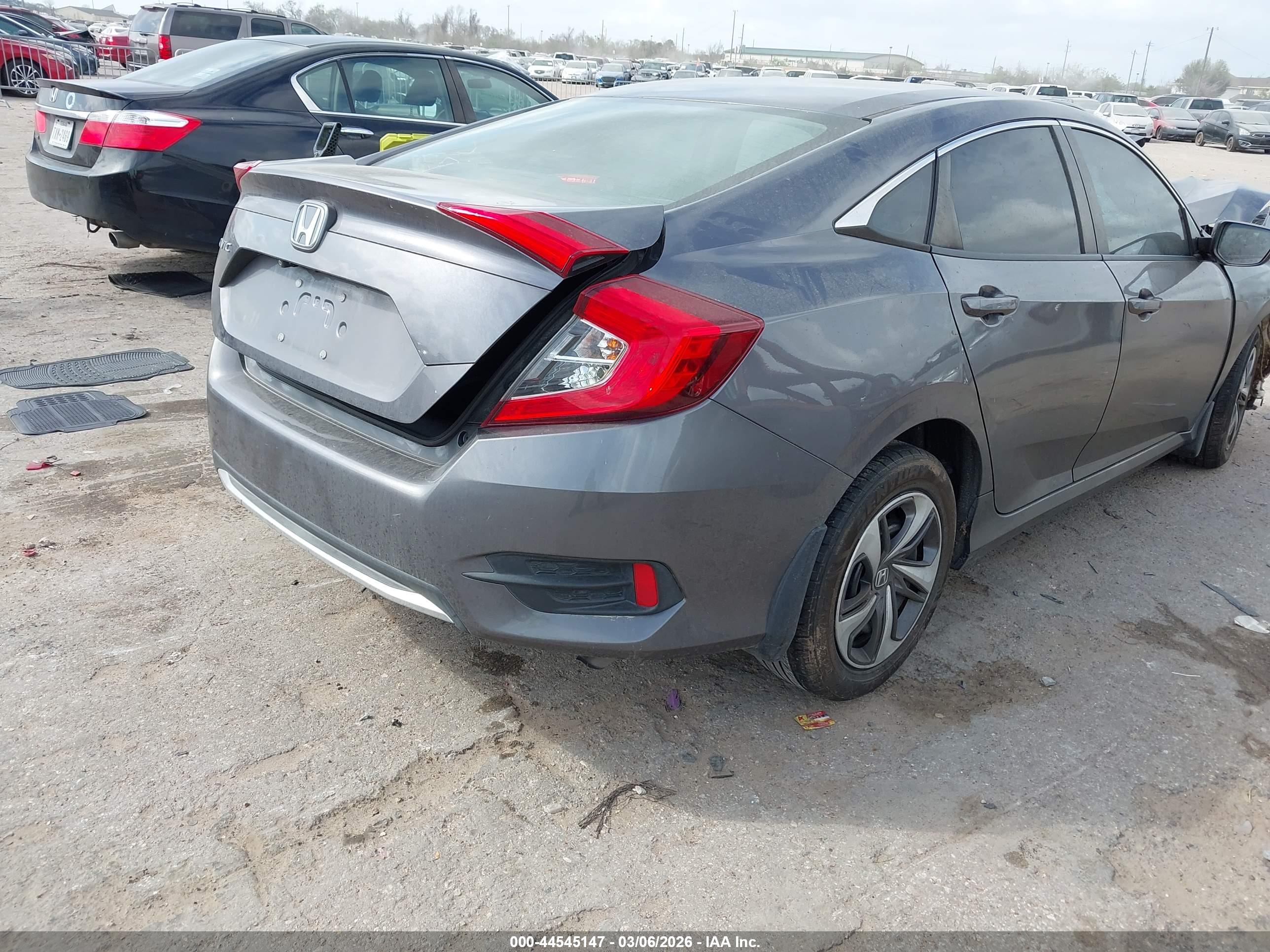 HONDA CIVIC image 4