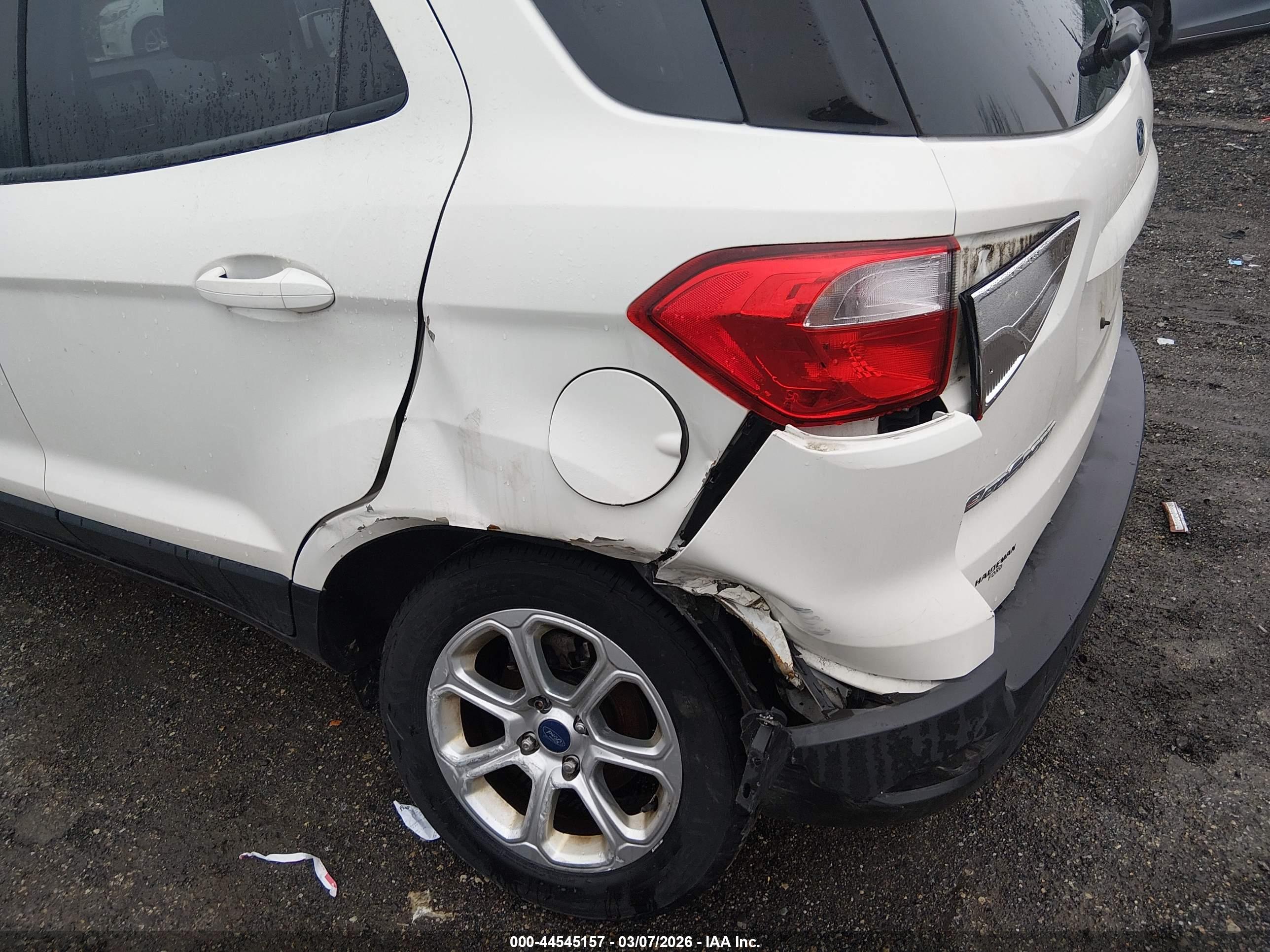 FORD ECOSPORT image 6