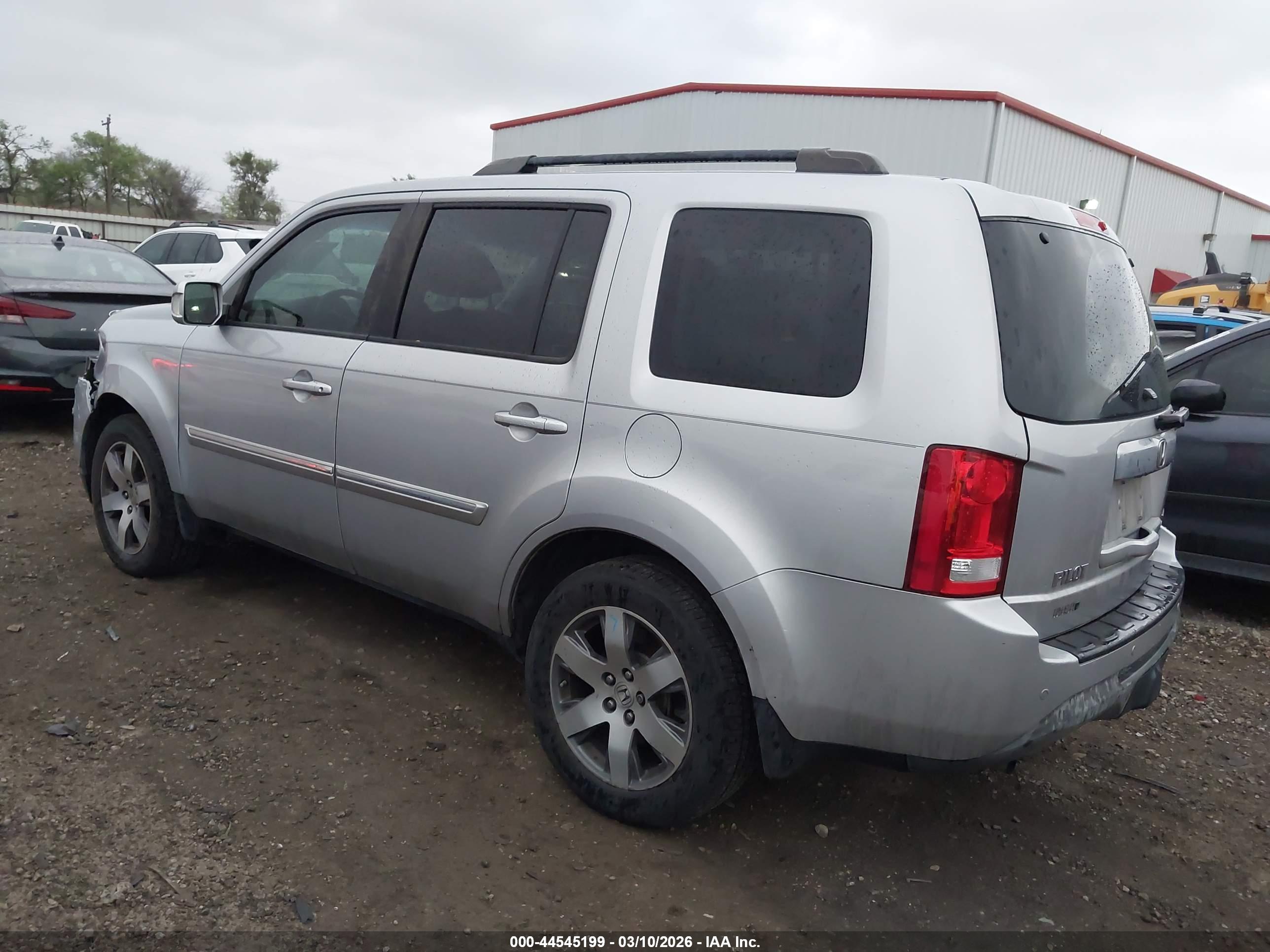 HONDA PILOT image 3