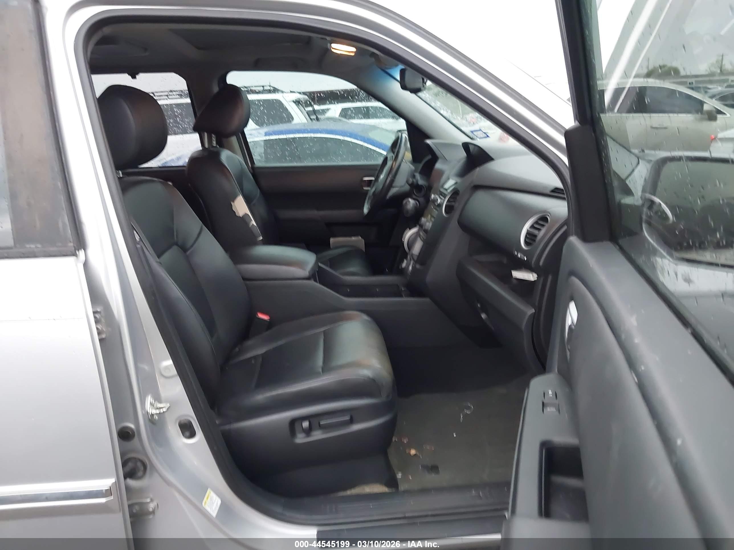 HONDA PILOT image 5