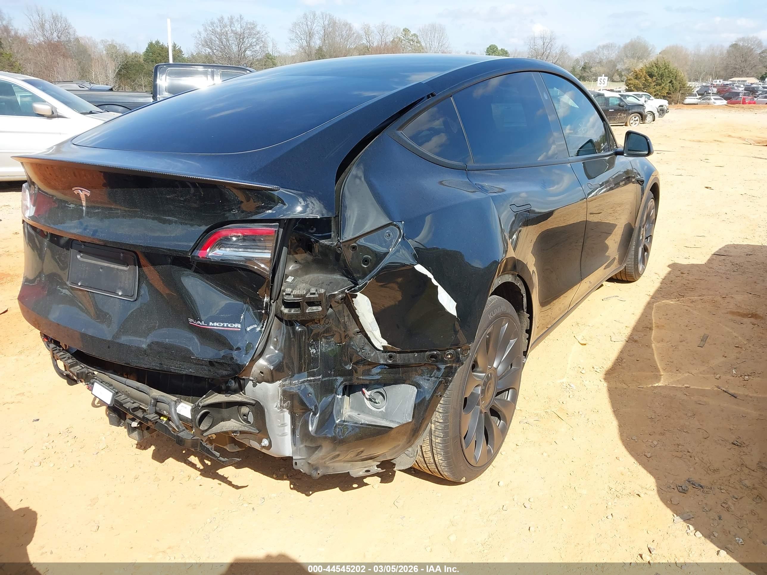 TESLA MODEL image 4