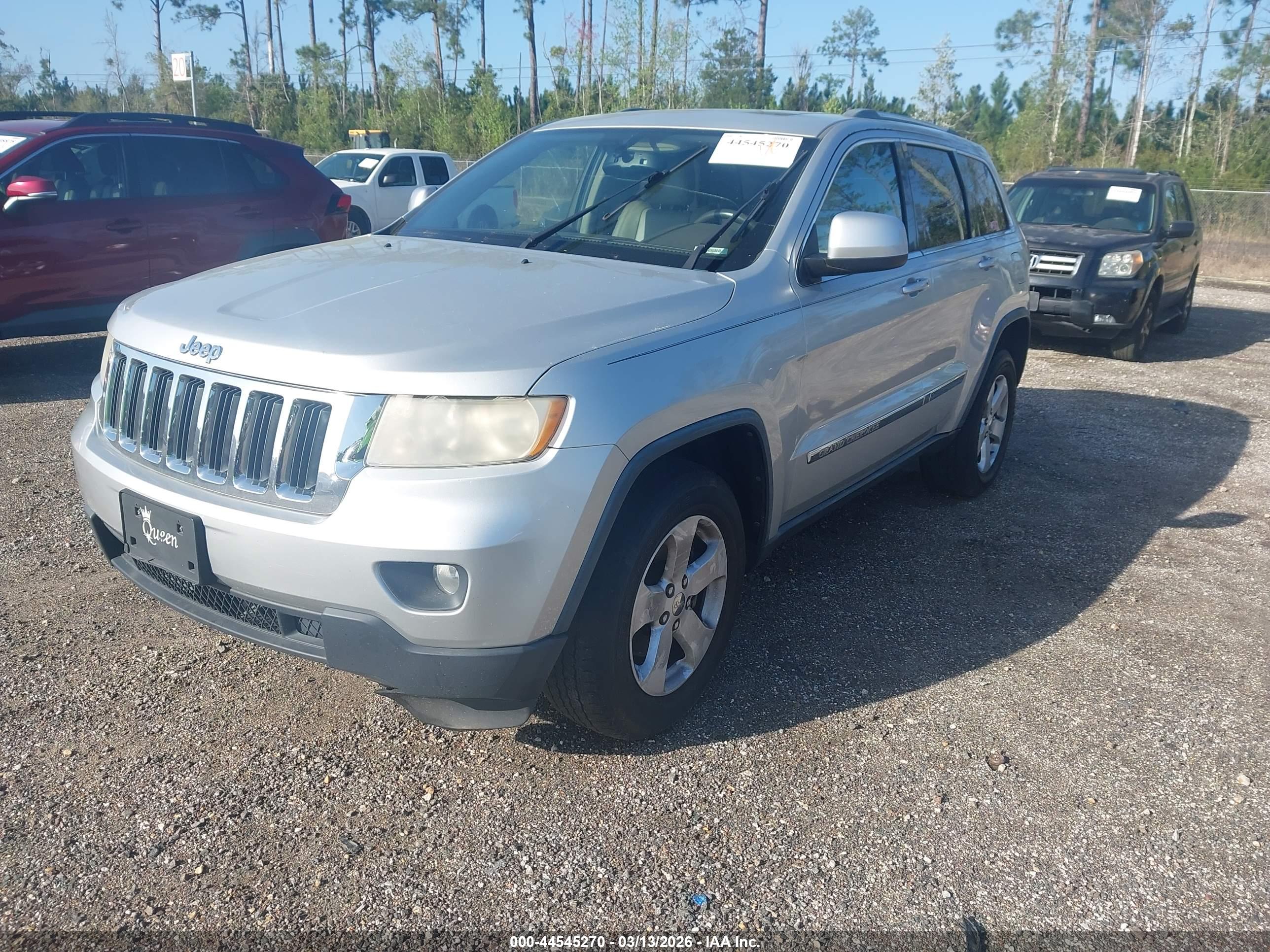 JEEP GRAND image 2