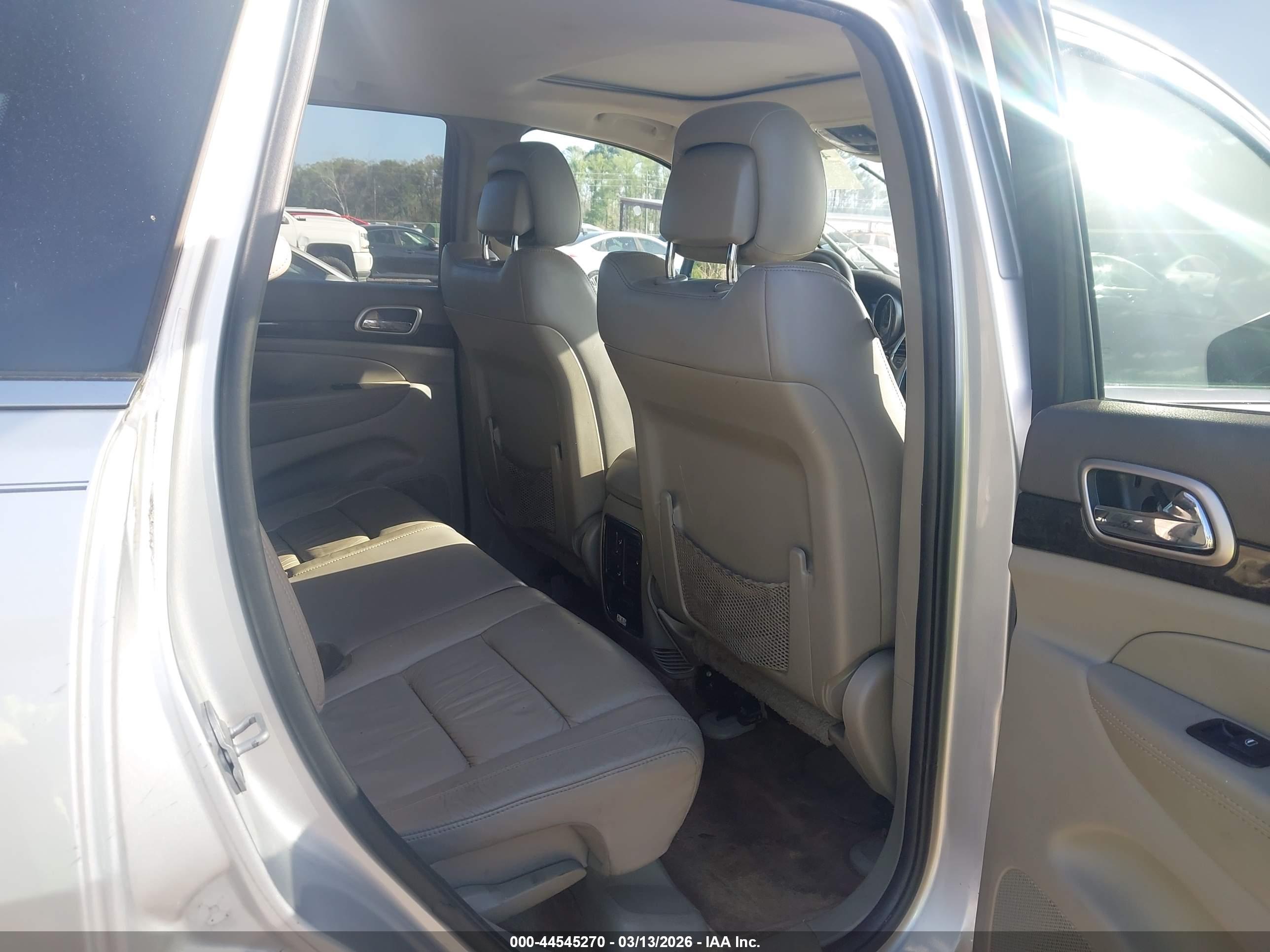 JEEP GRAND image 8