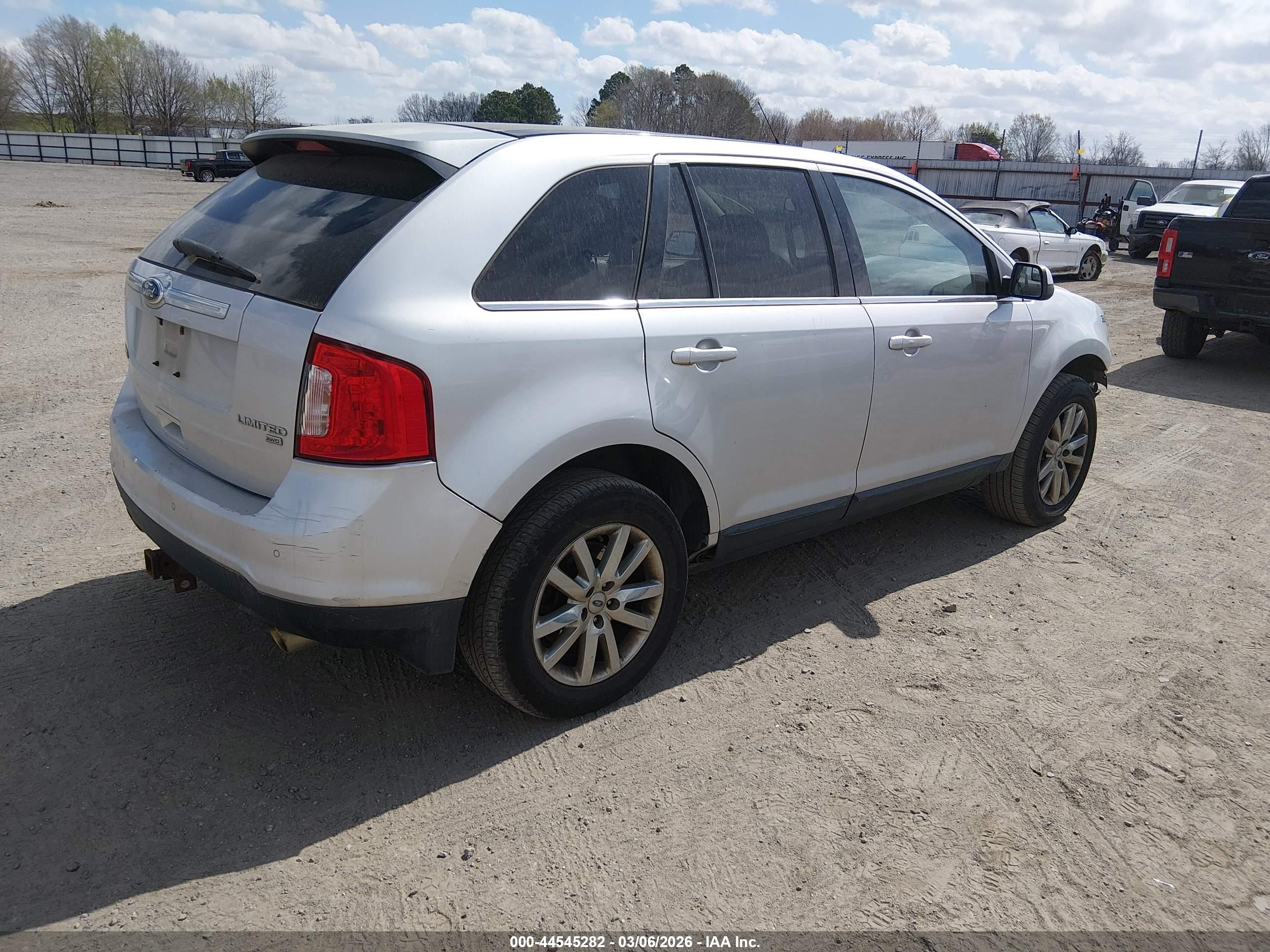 FORD EDGE image 4