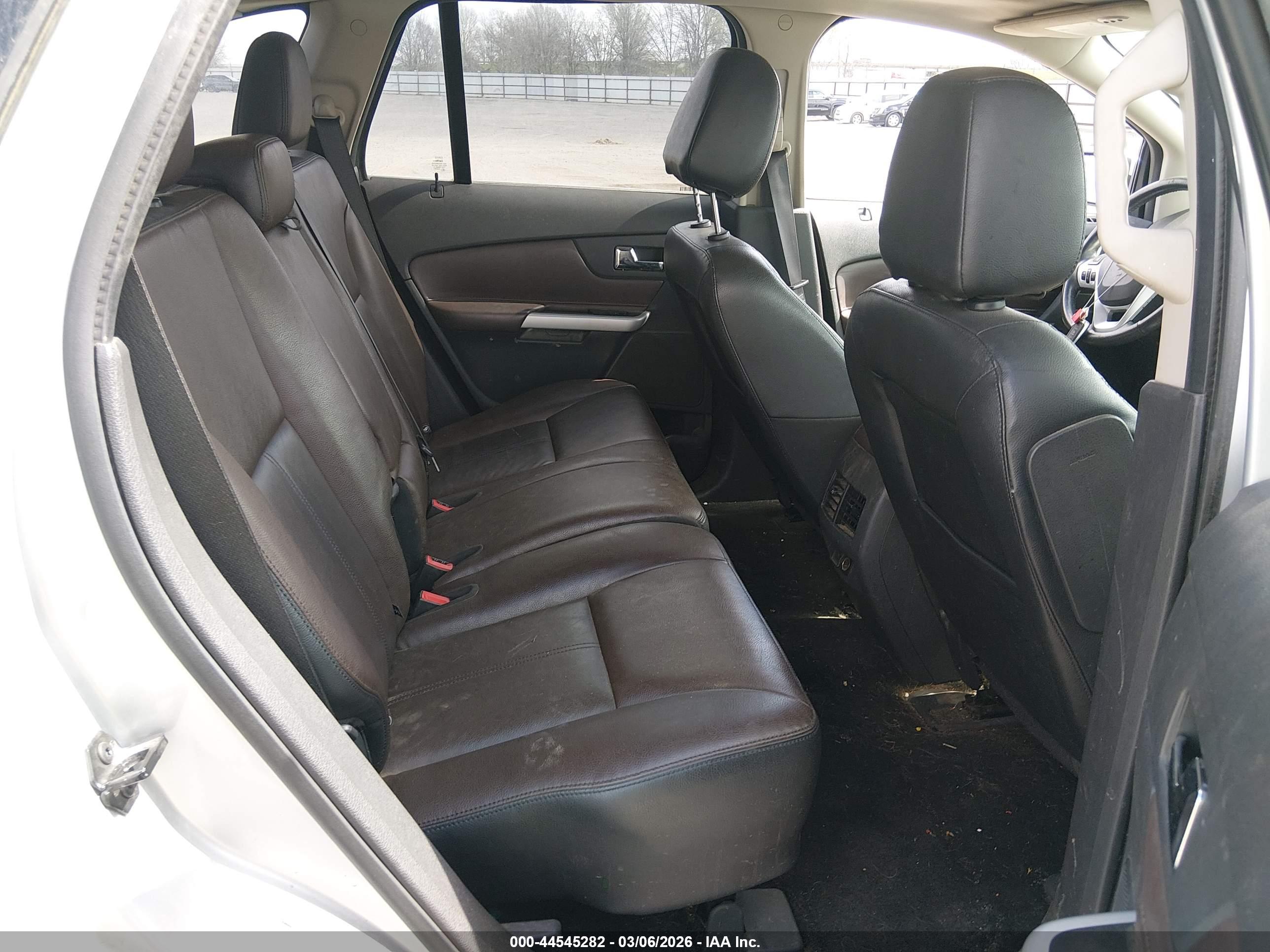 FORD EDGE image 8