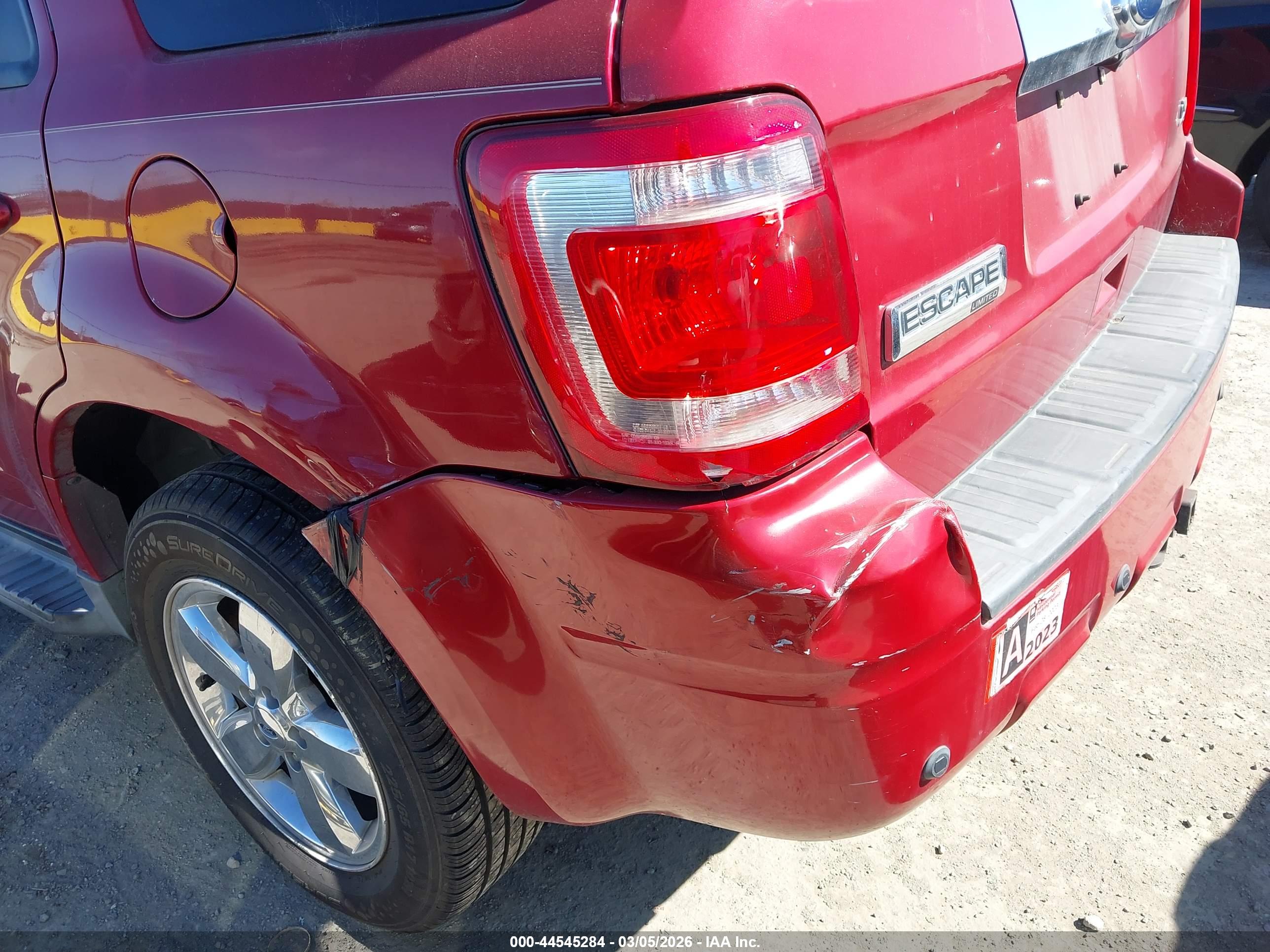 FORD ESCAPE image 6