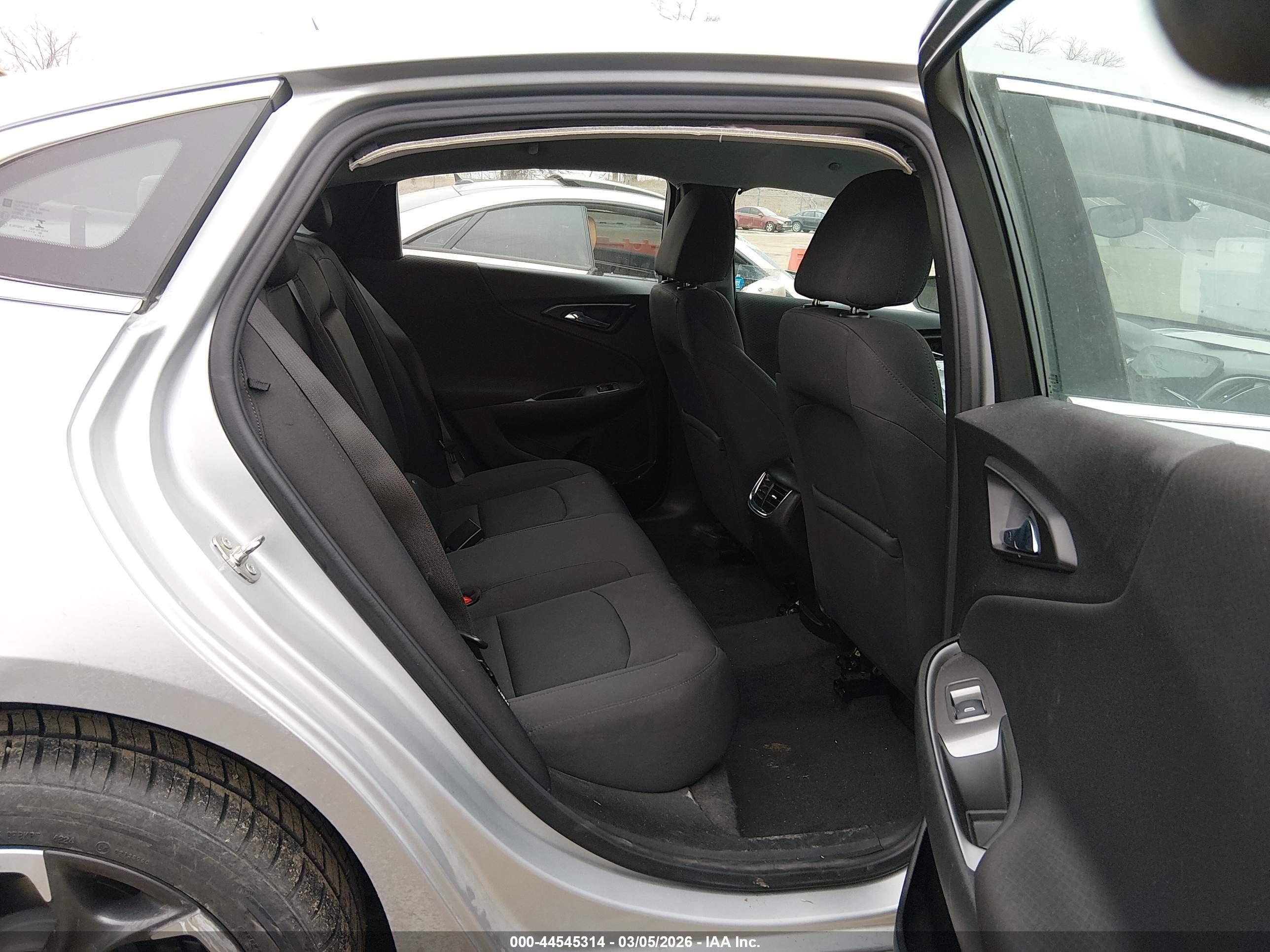 CHEVROLET MALIBU image 8