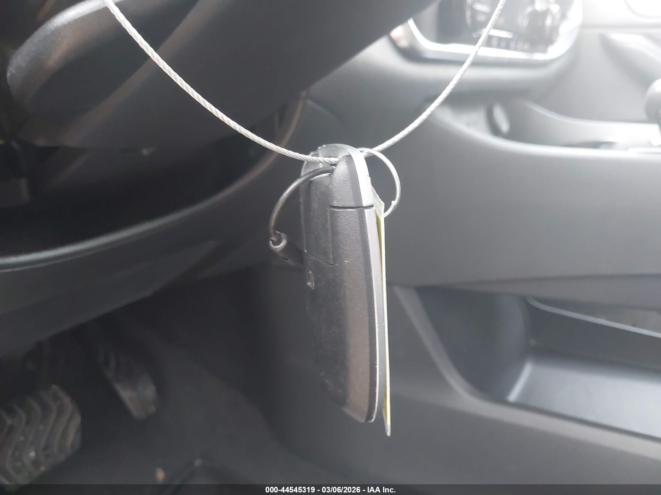 NISSAN ROGUE image 11
