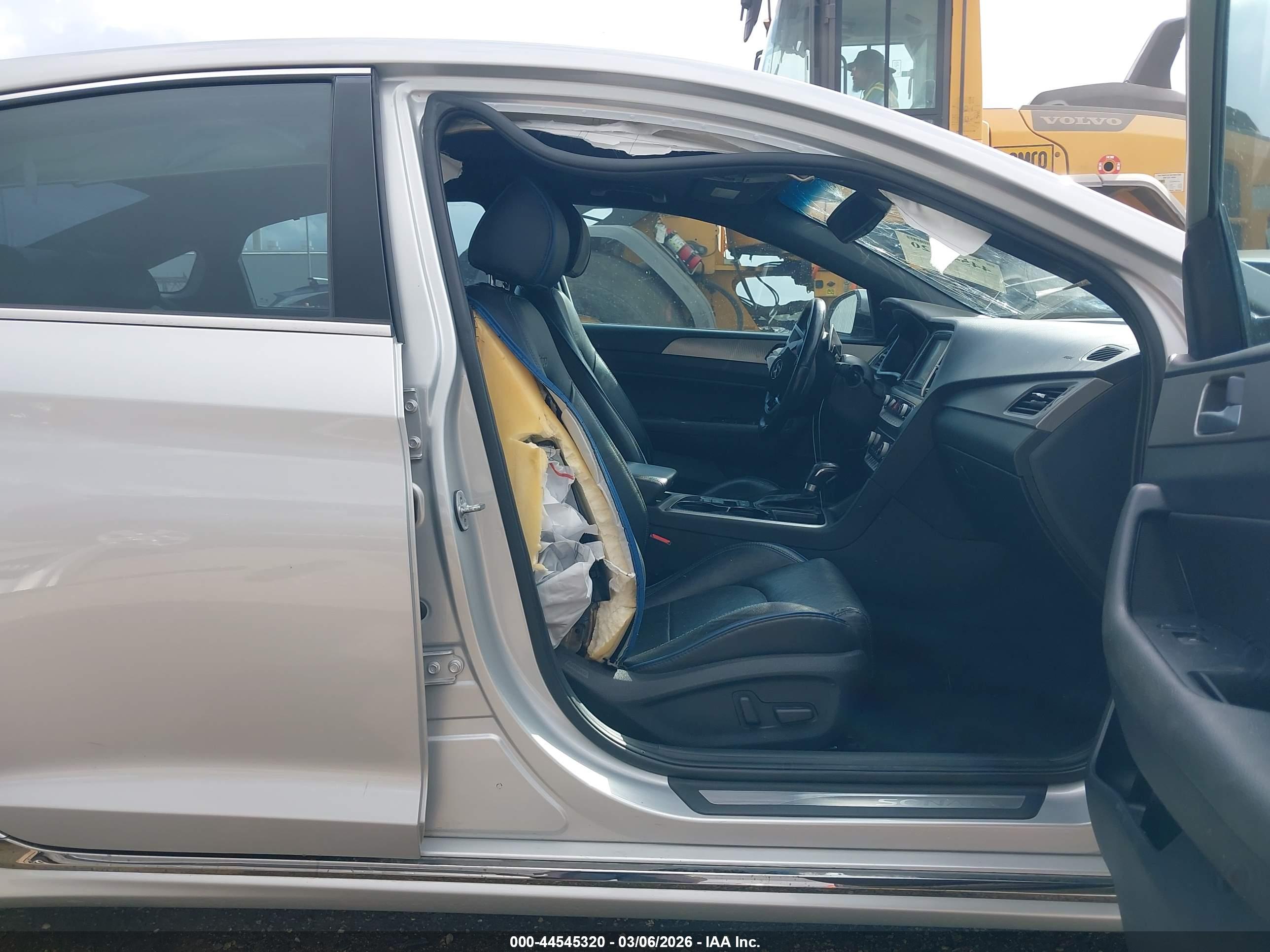 HYUNDAI SONATA image 5
