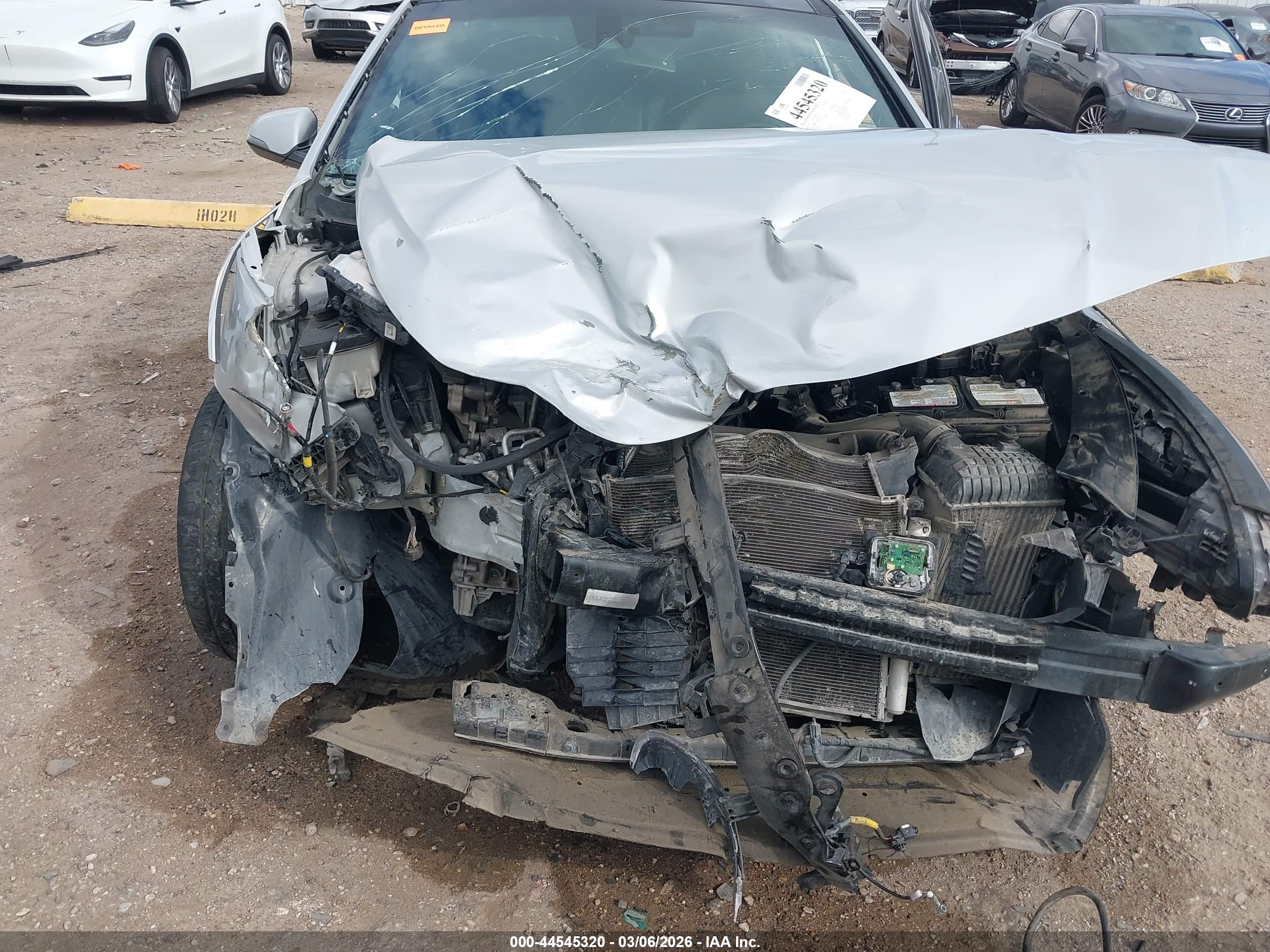 HYUNDAI SONATA image 6