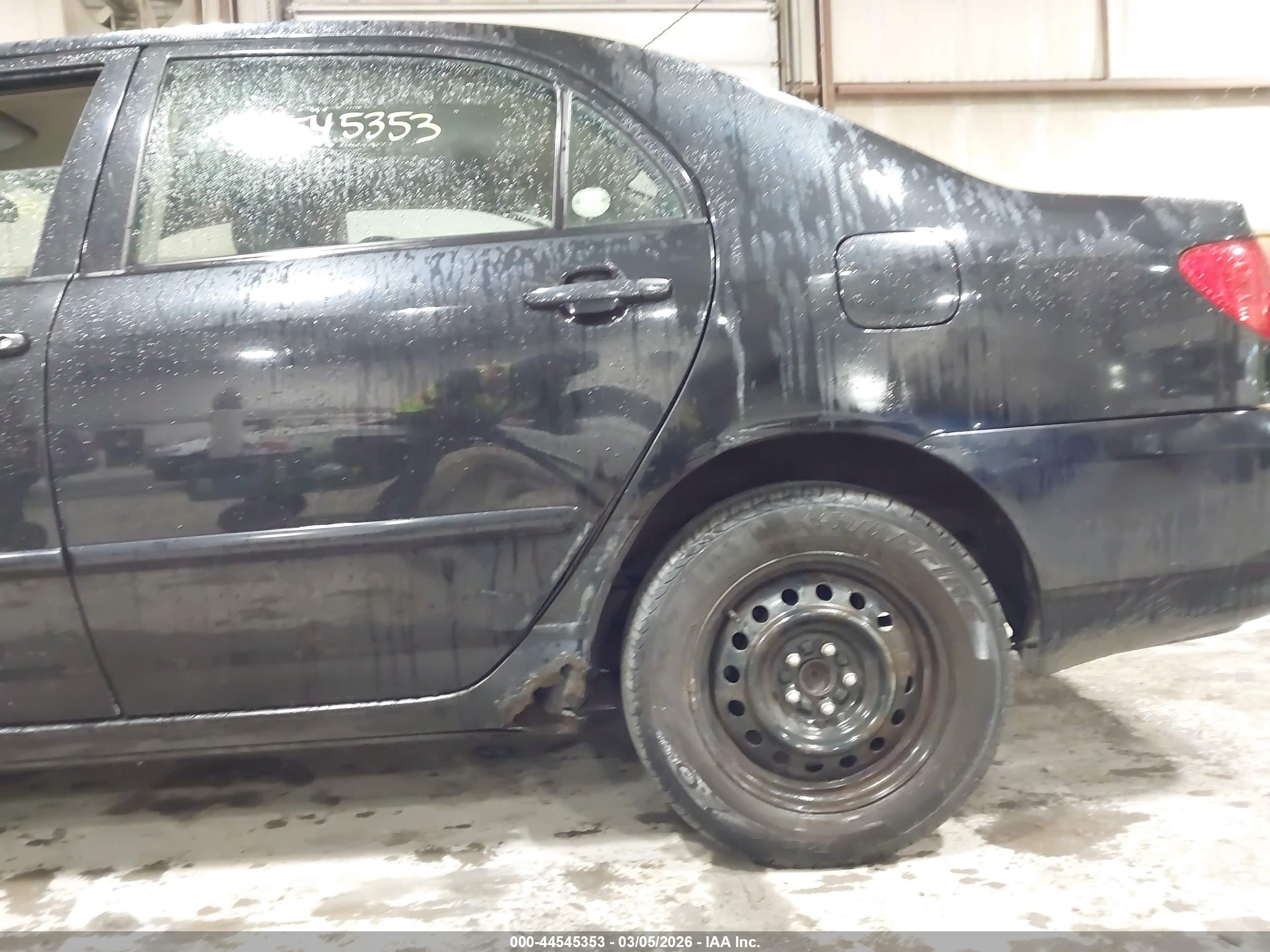 TOYOTA COROLLA image 6